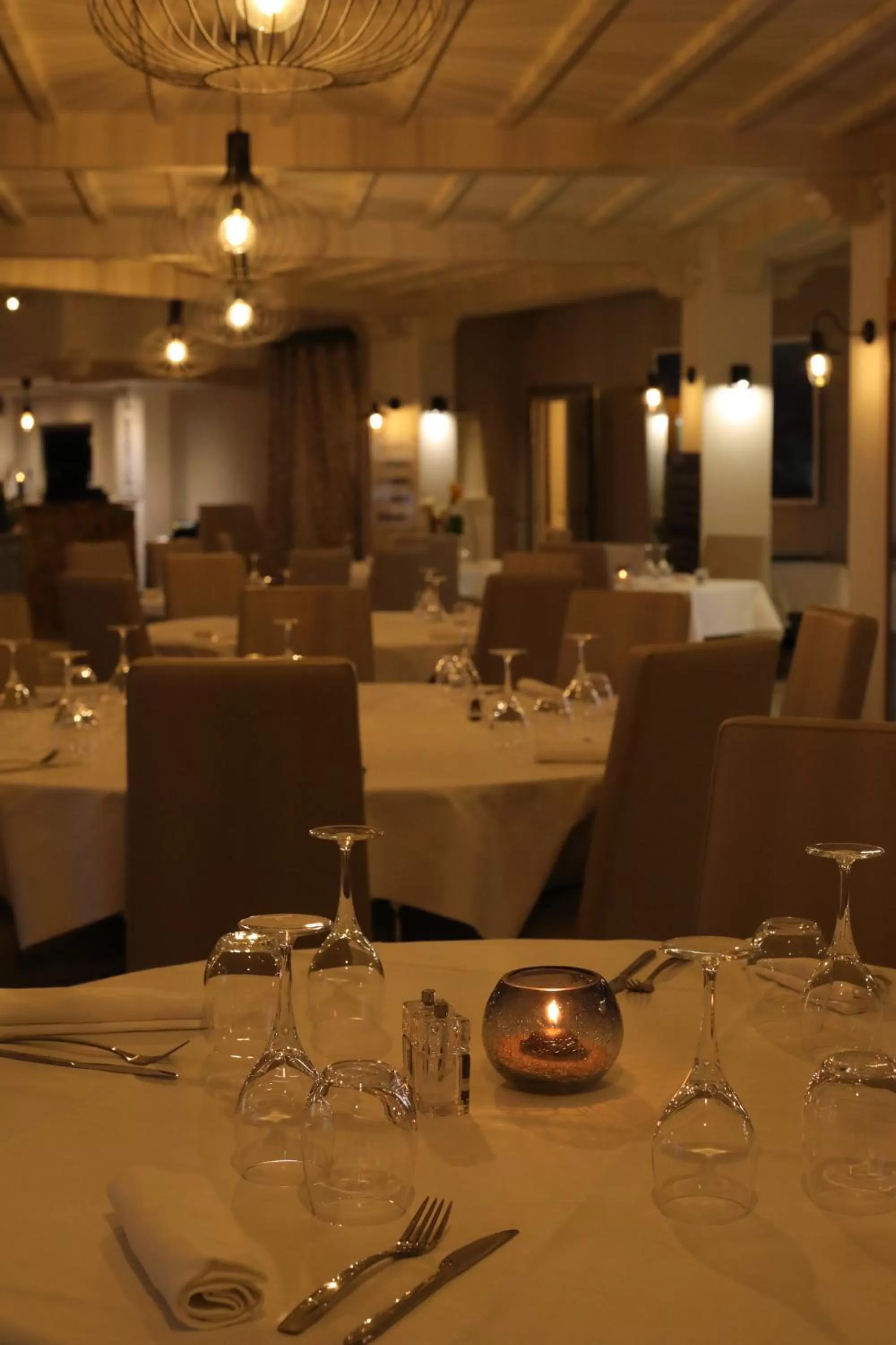 Restaurant/Places to Eat in Hôtel Calavita Rooftop & Spa