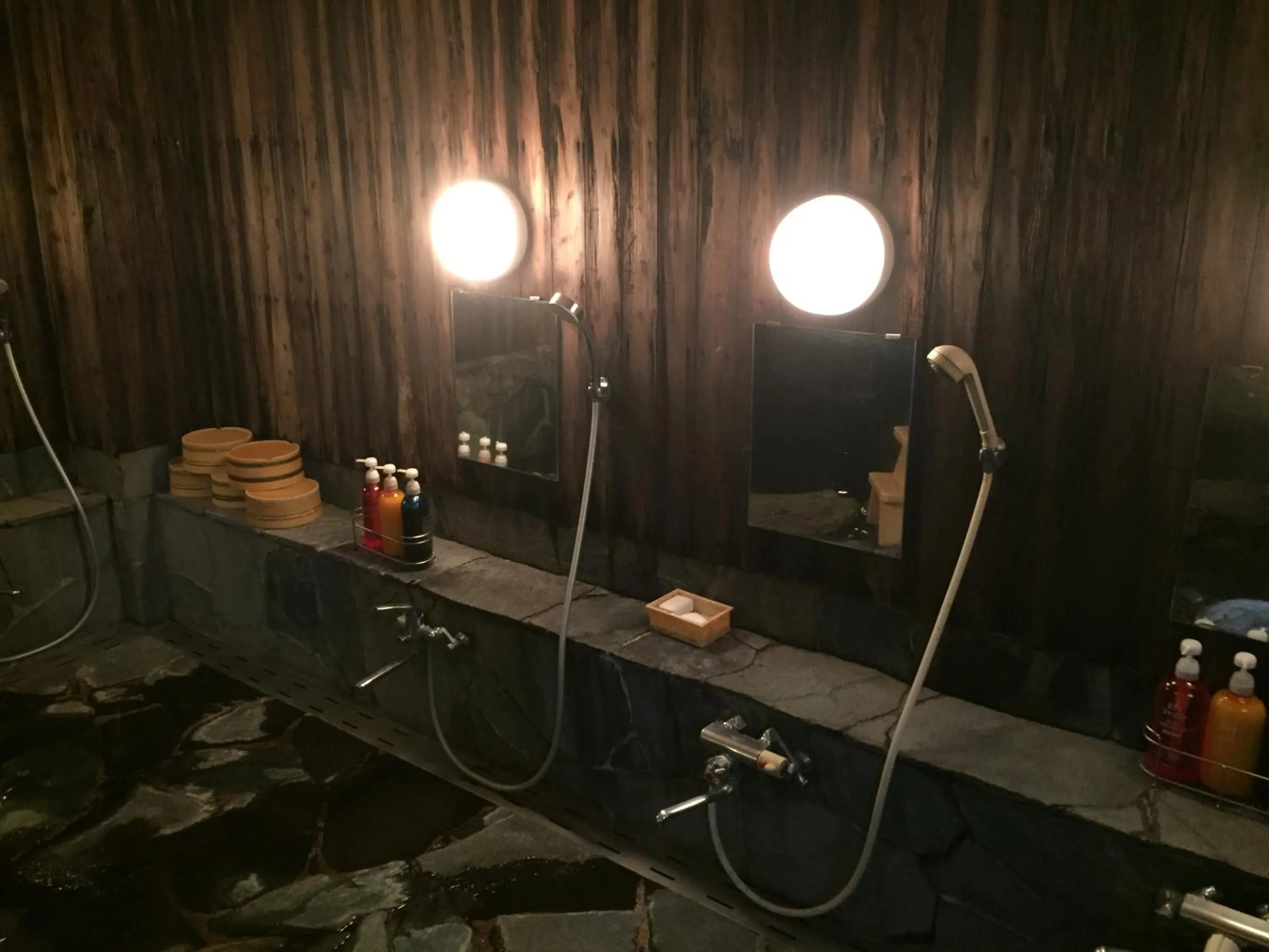 Hot Spring Bath in Ryokan Warabino