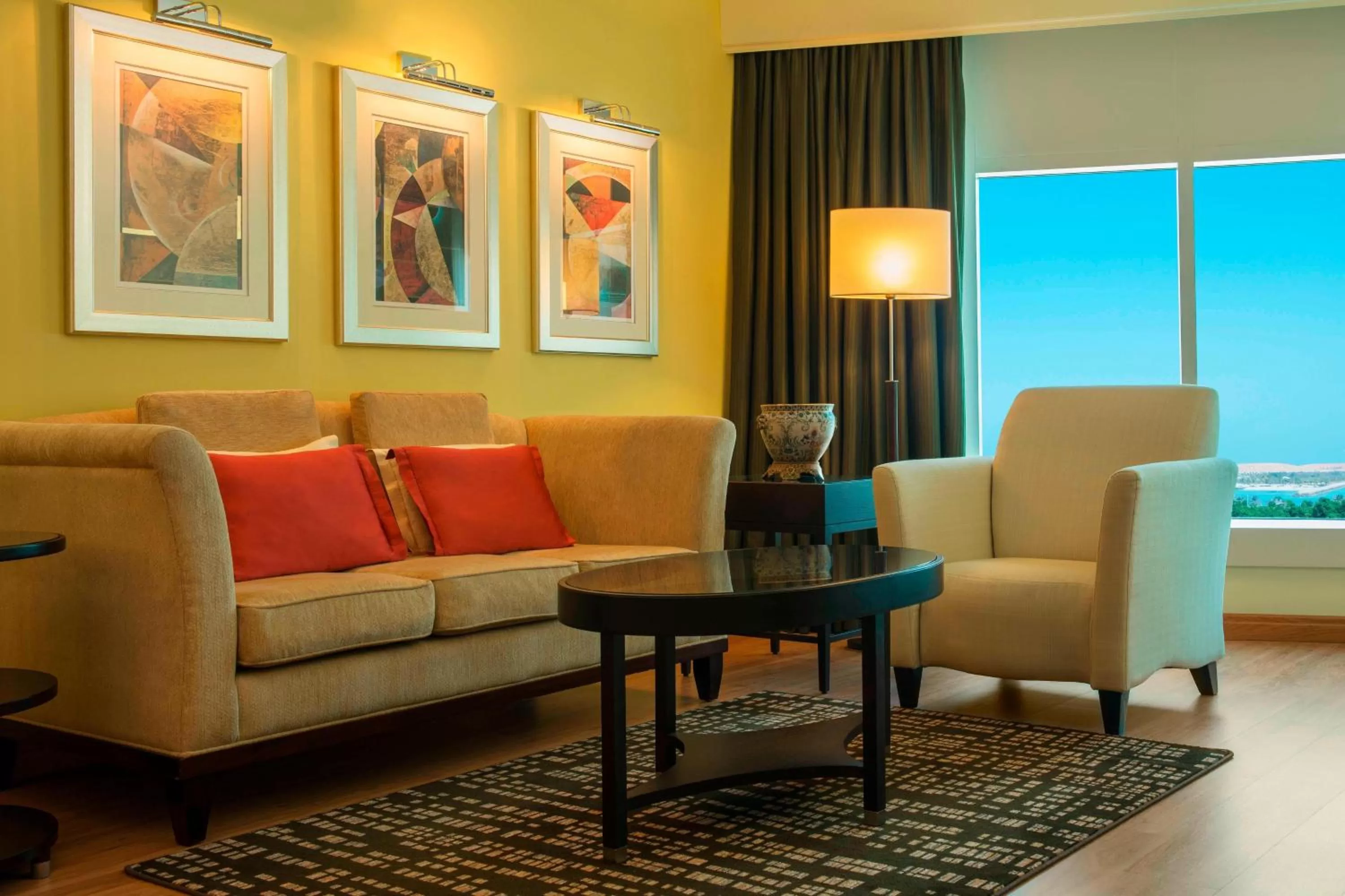 Living room in Le Royal Meridien Abu Dhabi