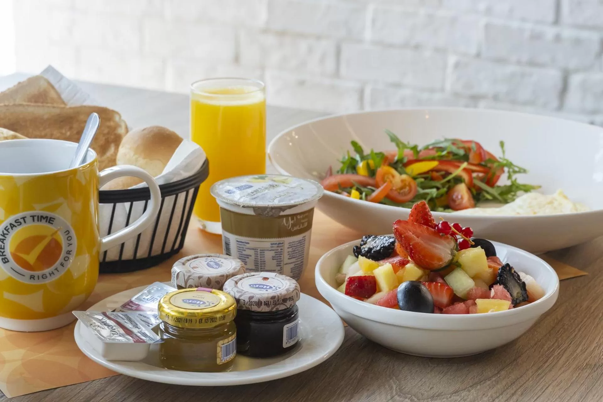 Food and drinks in TIME Asma Hotel