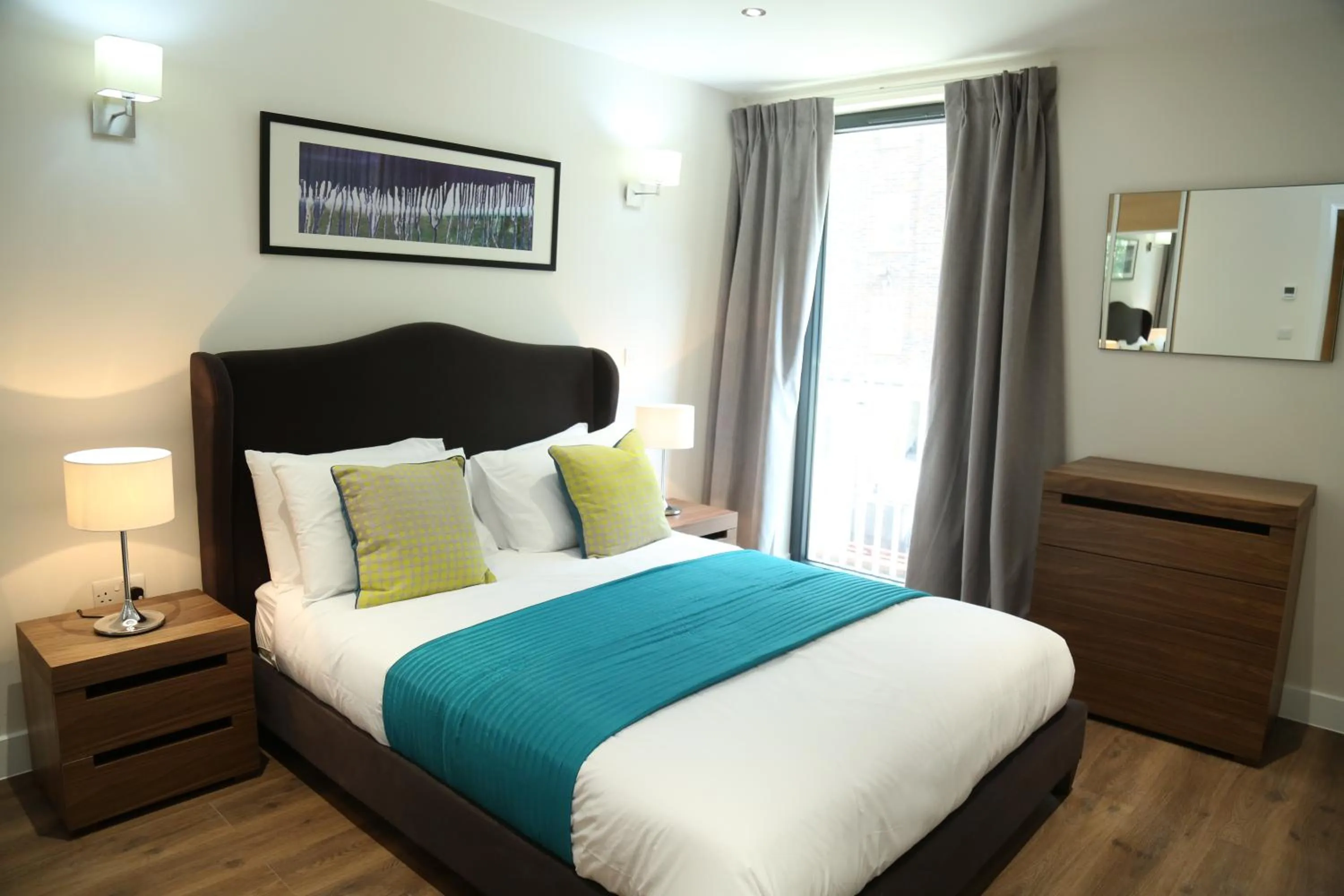 Bed in Twyne House Apartments