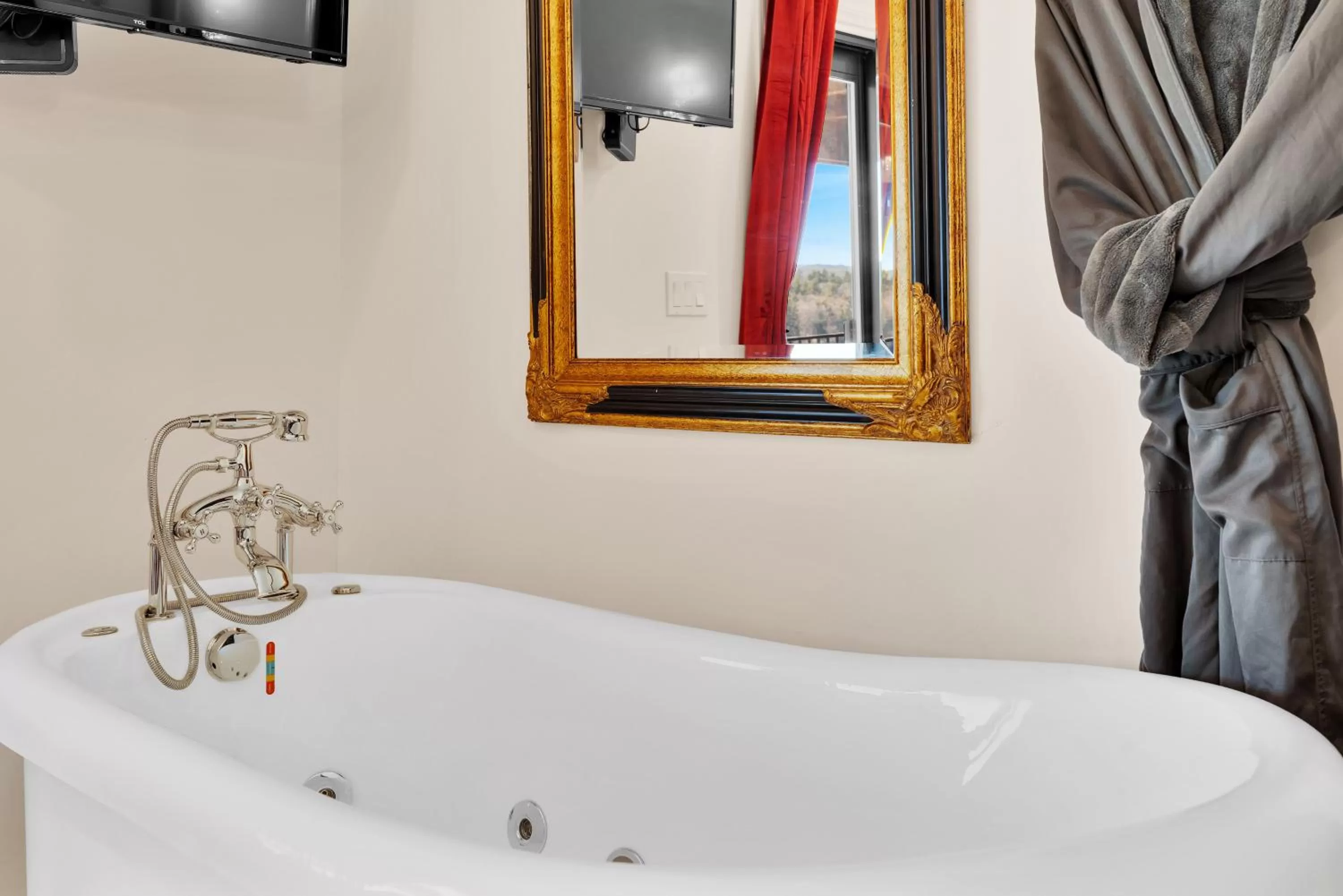 Quiet Mind Mountain Lodge, Retreat & Spa