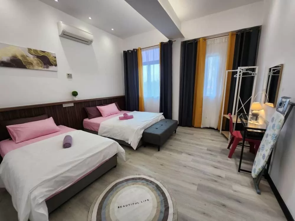 Bed in One Point Inn King Centre