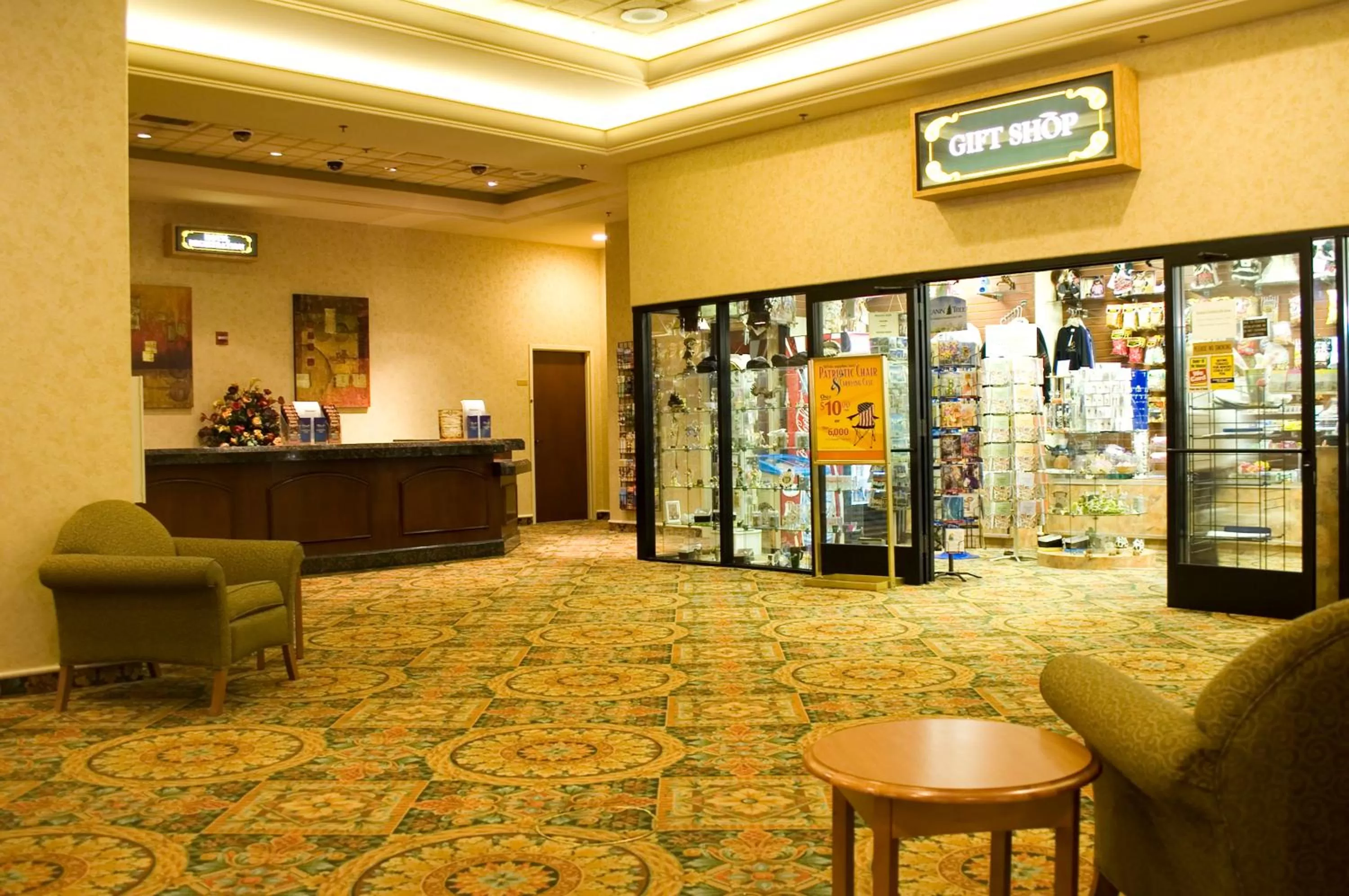 On-site shops in Arizona Charlie&#x27;s Boulder