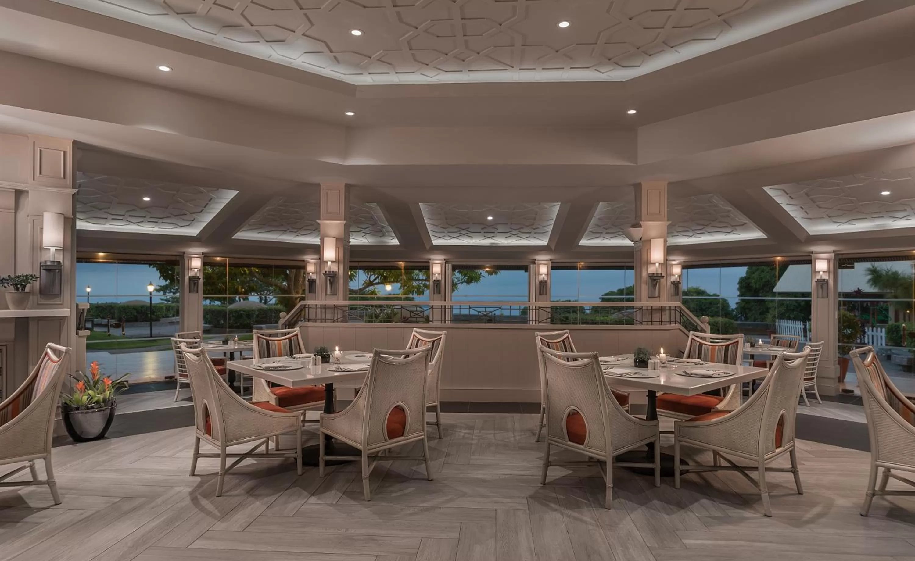 Restaurant/places to eat in Taal Vista Hotel