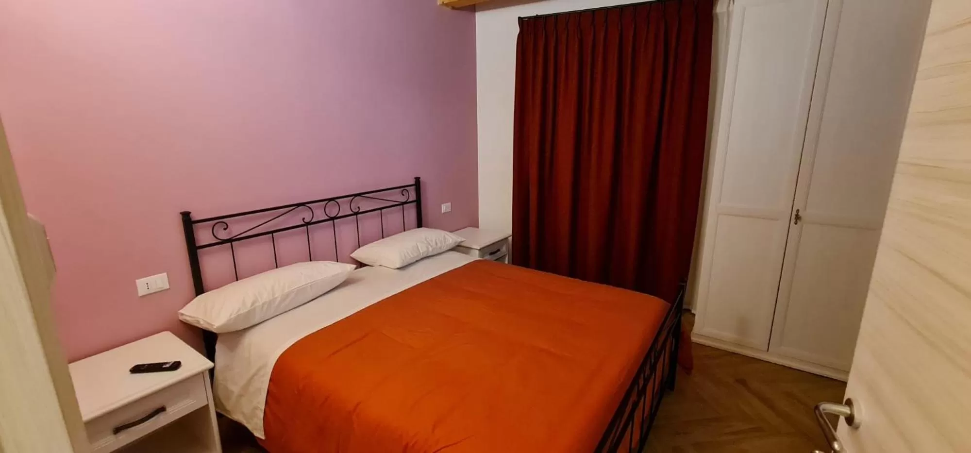 Bed in IL MASCHERONE