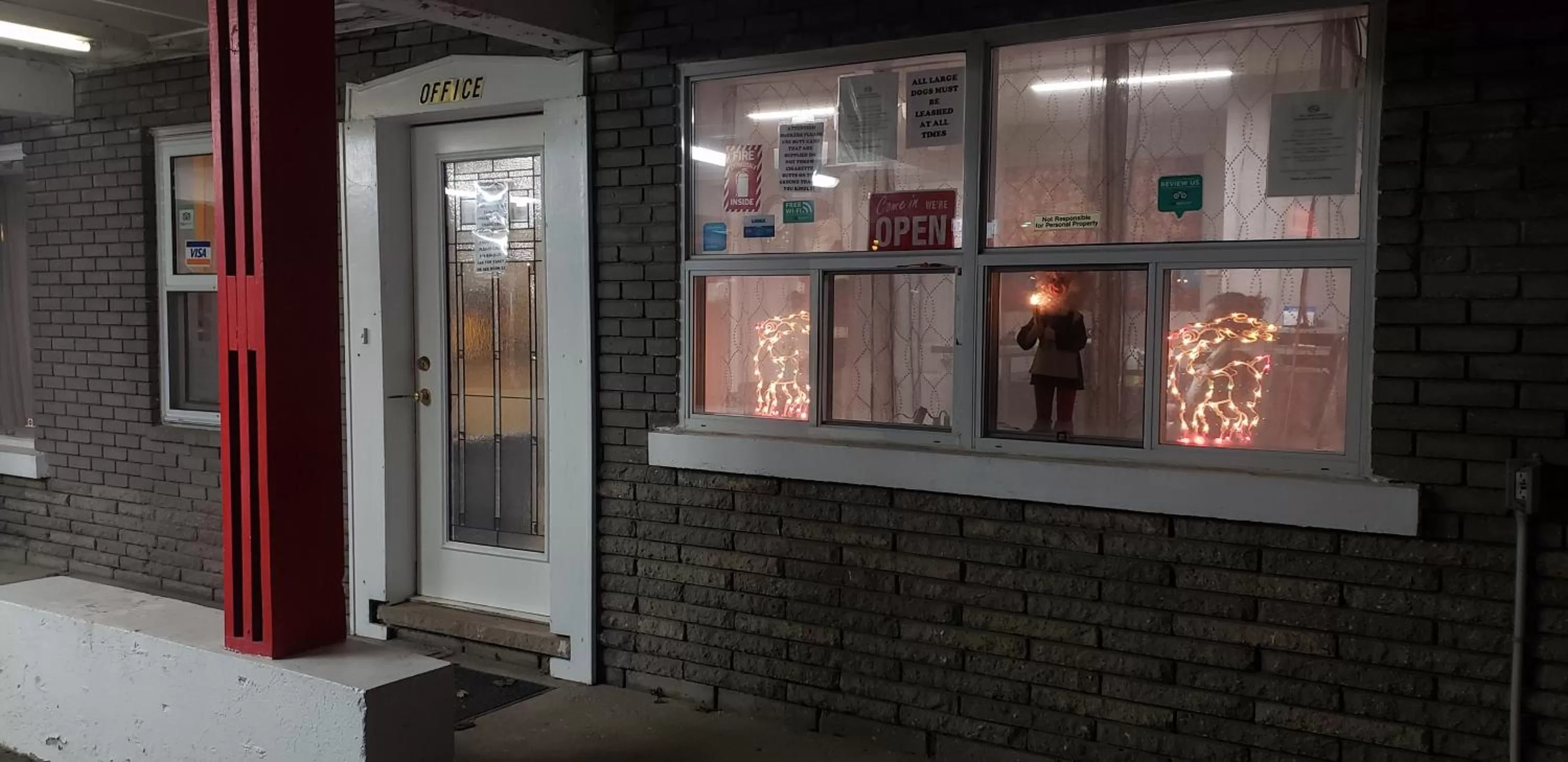 Decorative detail in Travellers Motel