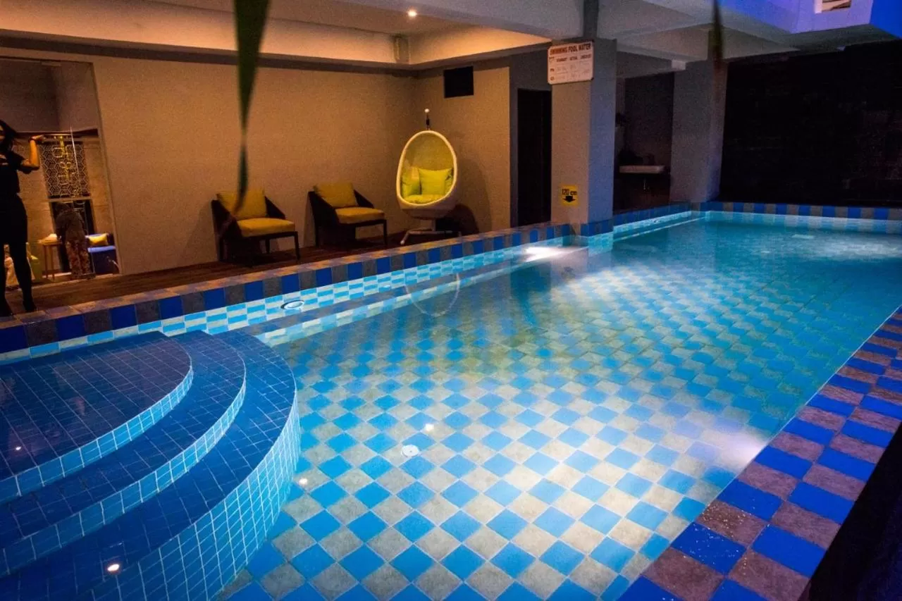 Swimming pool in Ayaartta Hotel Malioboro