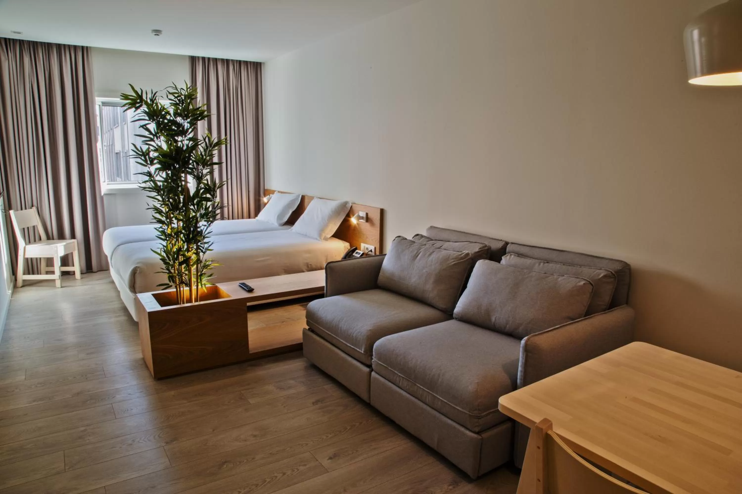 Seating area in Hotel Spot Family Suites