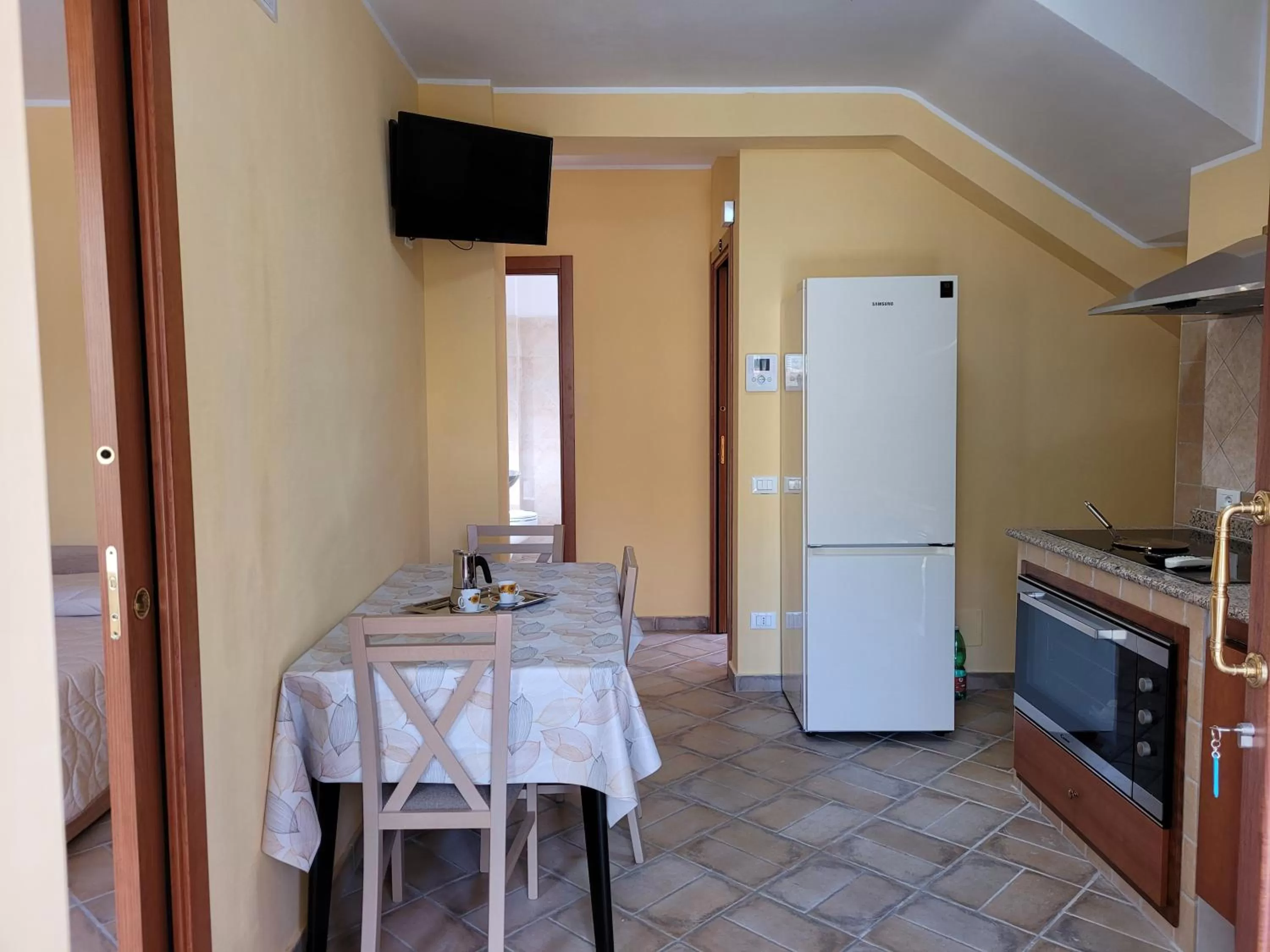 Alloggio turistico Magnifico Alessandro Valle Bernardo 04025 Lenola nei pressi di Fondi LT