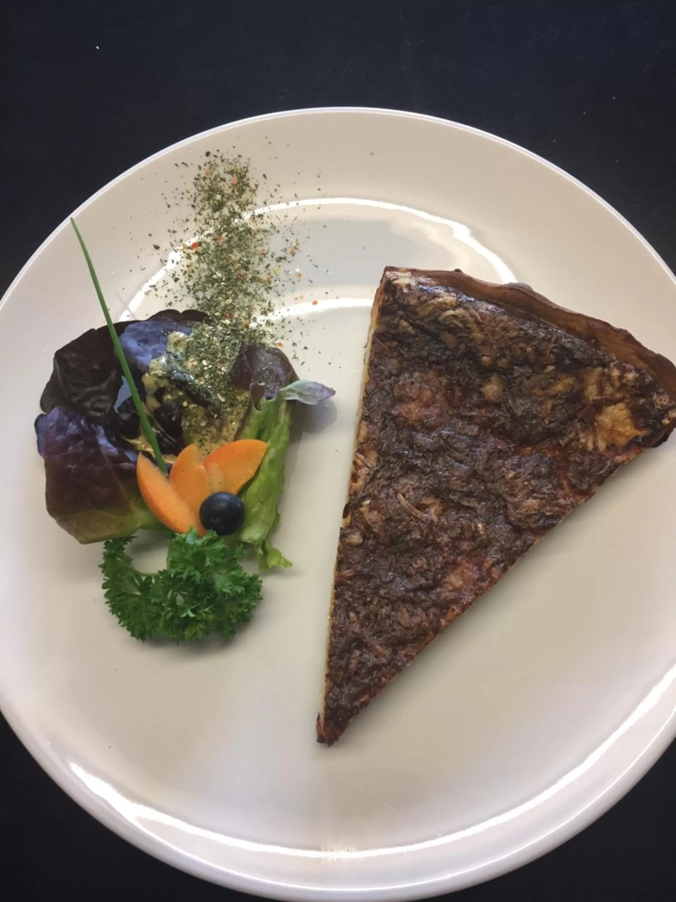 Lunch, Food in Landcafe mit Mini Hotel