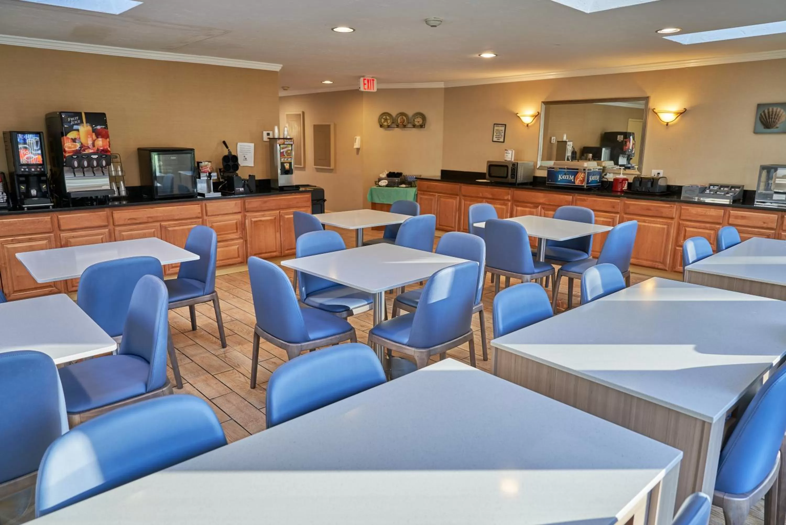 Breakfast in All Seasons Resort, Trademark Collection by Wyndham