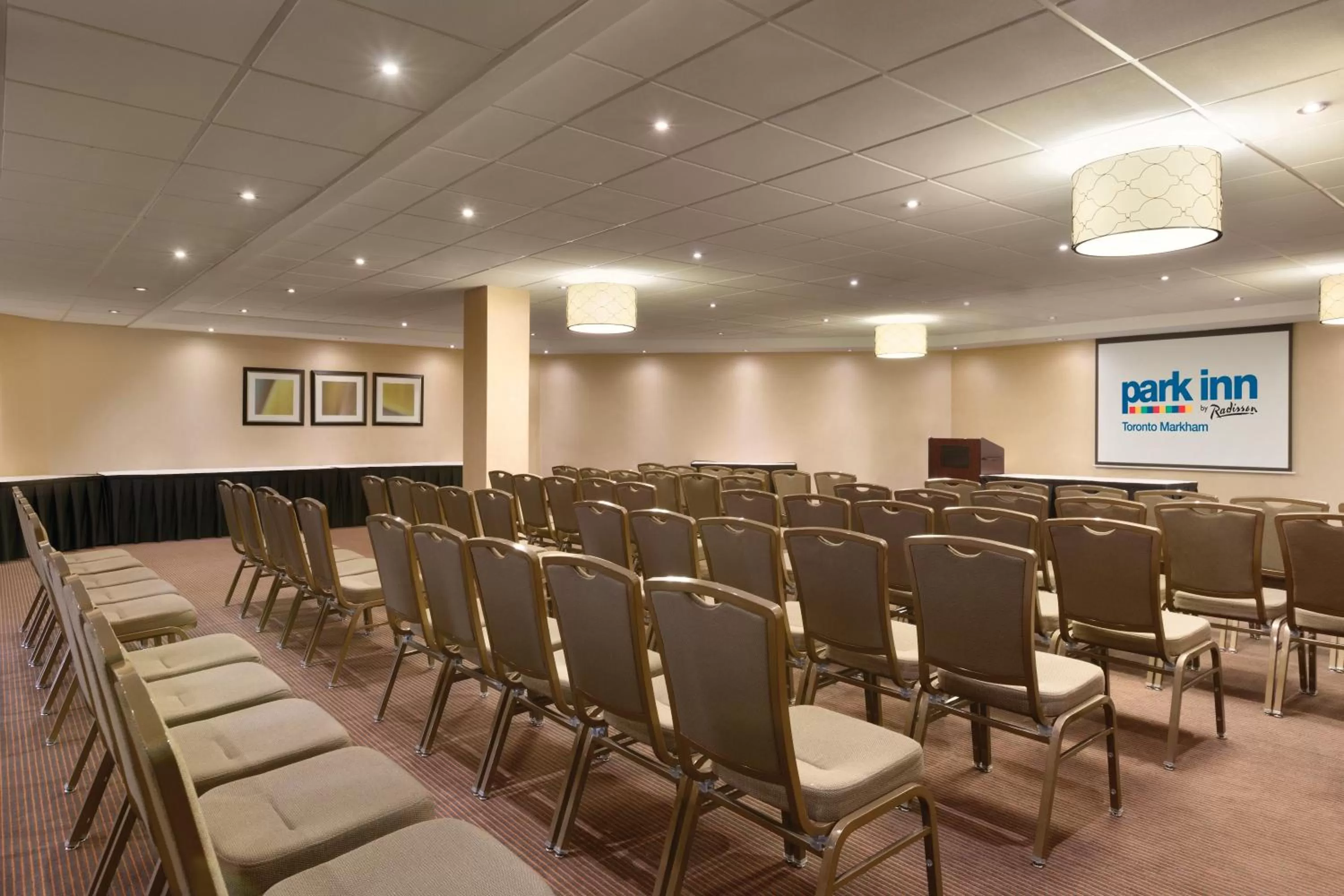 Banquet/Function facilities in Park Inn by Radisson Toronto-Markham
