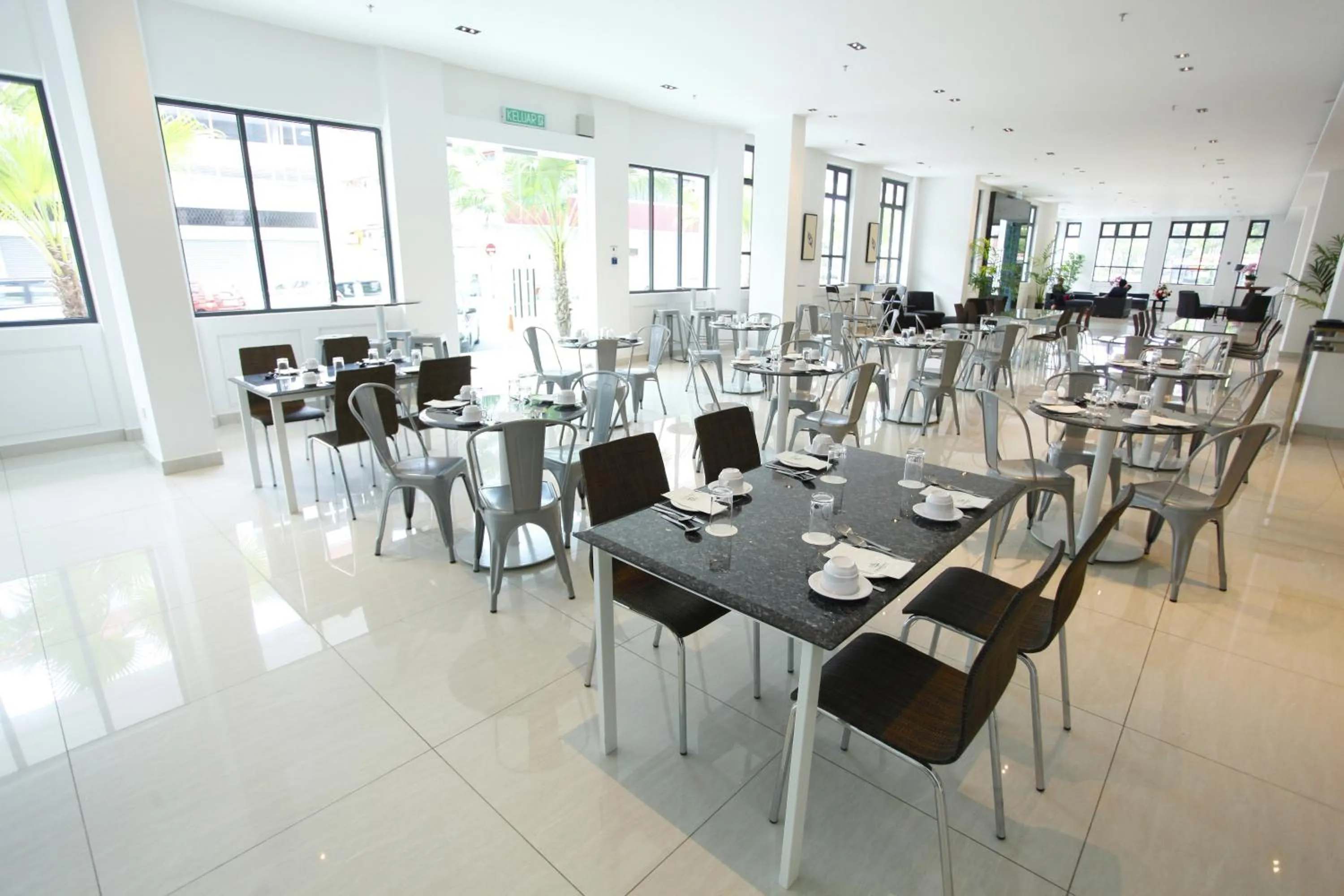 Restaurant/places to eat in Cathayana Hotel Kuantan