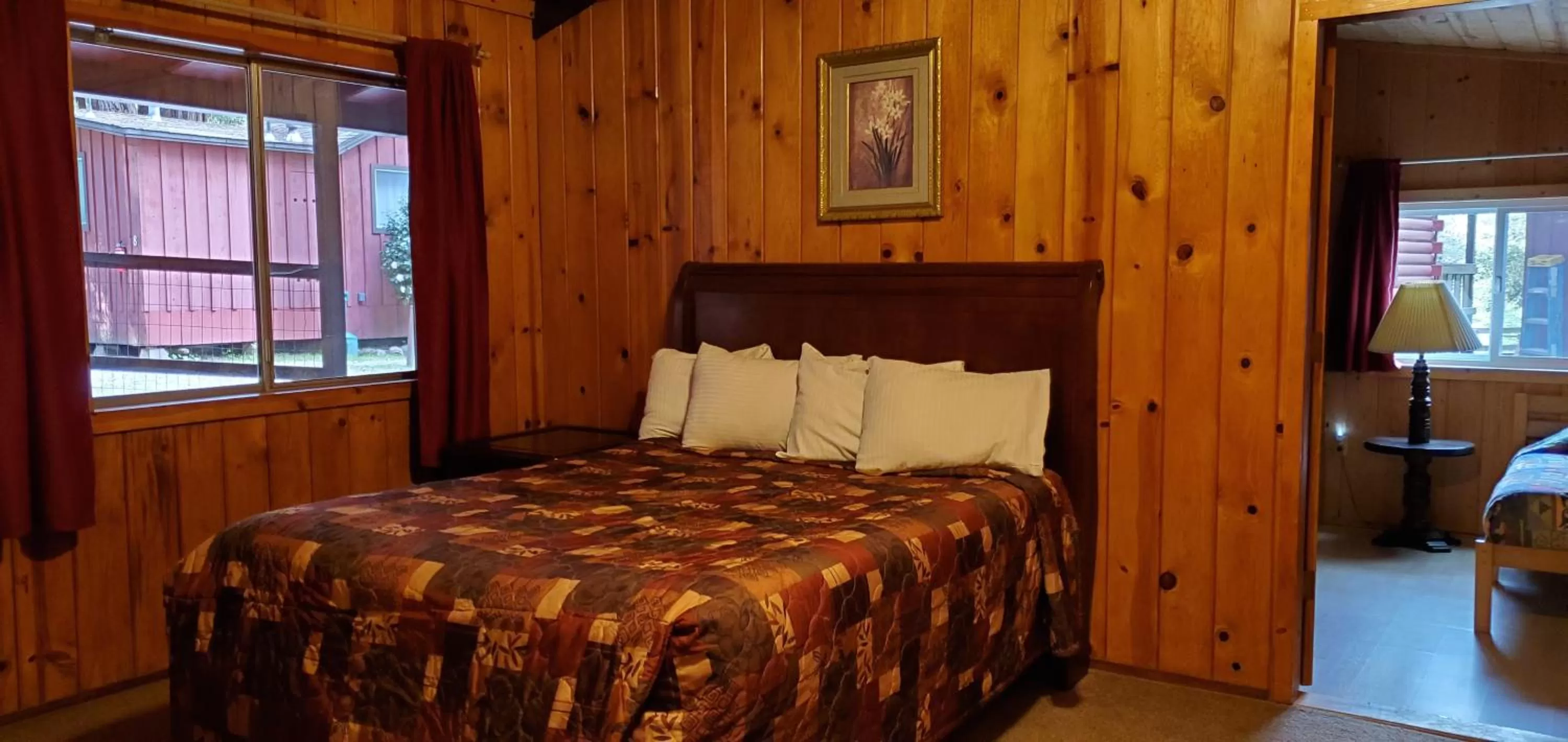 Bed in Fern River Resort