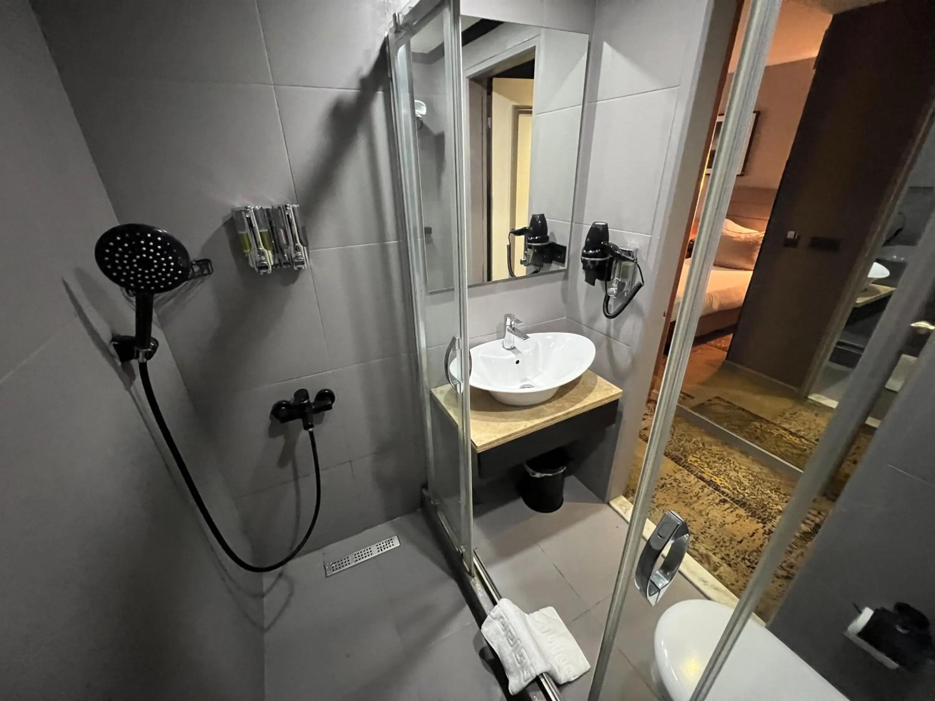 Bathroom in All Seasons Hotel