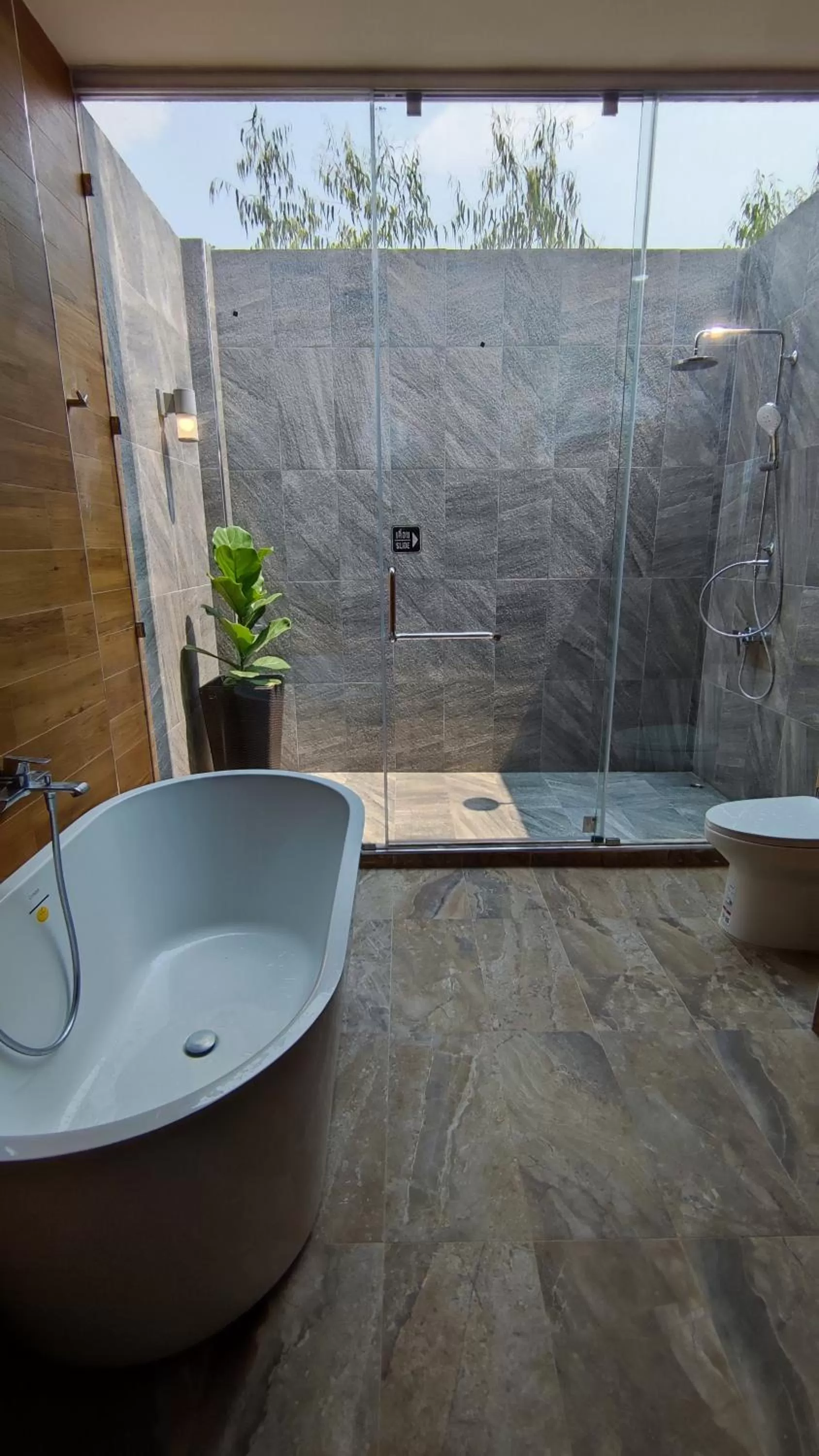 Hot Tub in Isan Golf & Adventure Hotel