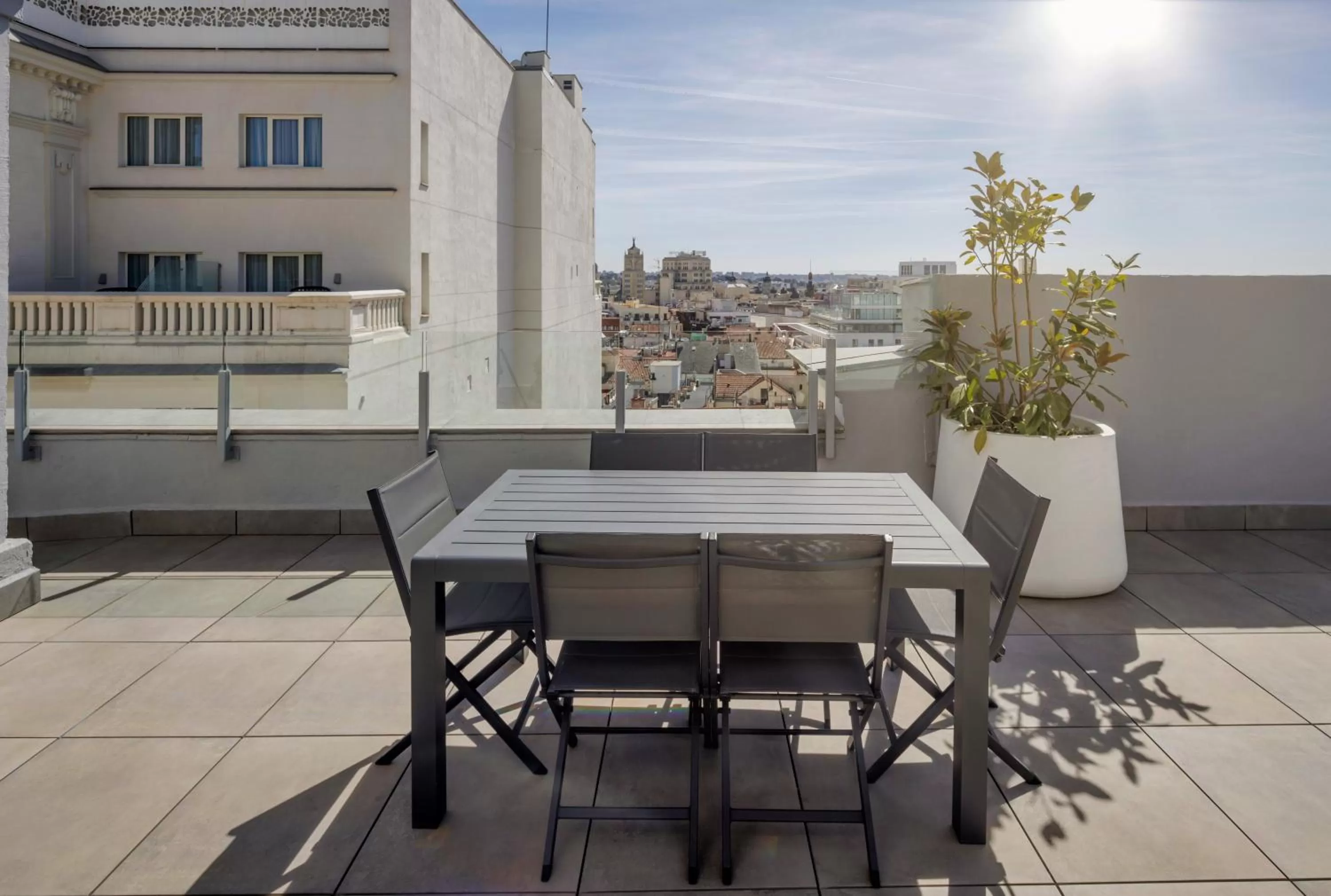 Balcony/Terrace in Regente Hotel