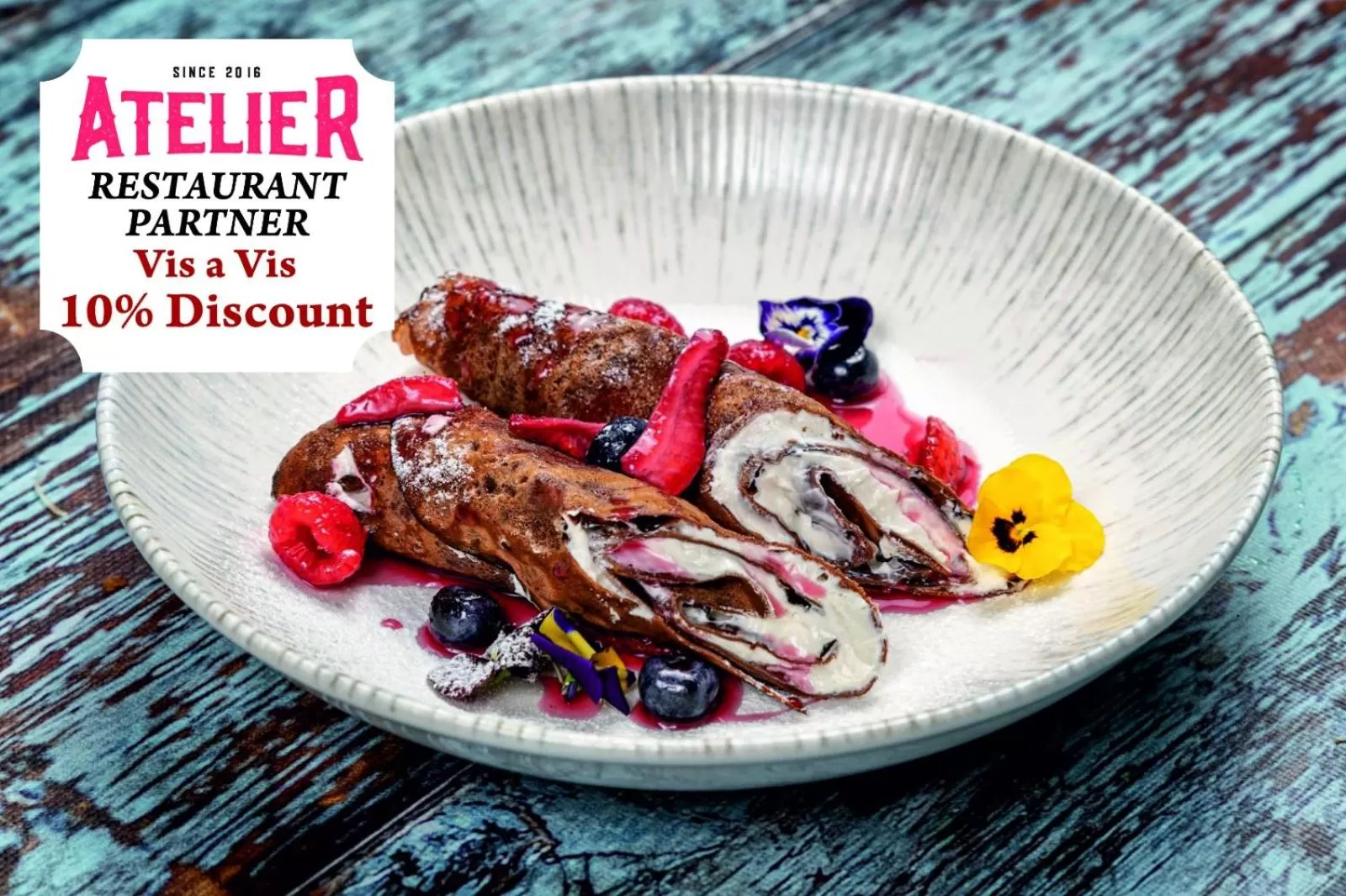 Restaurant/places to eat in La Strada Boutique Villa