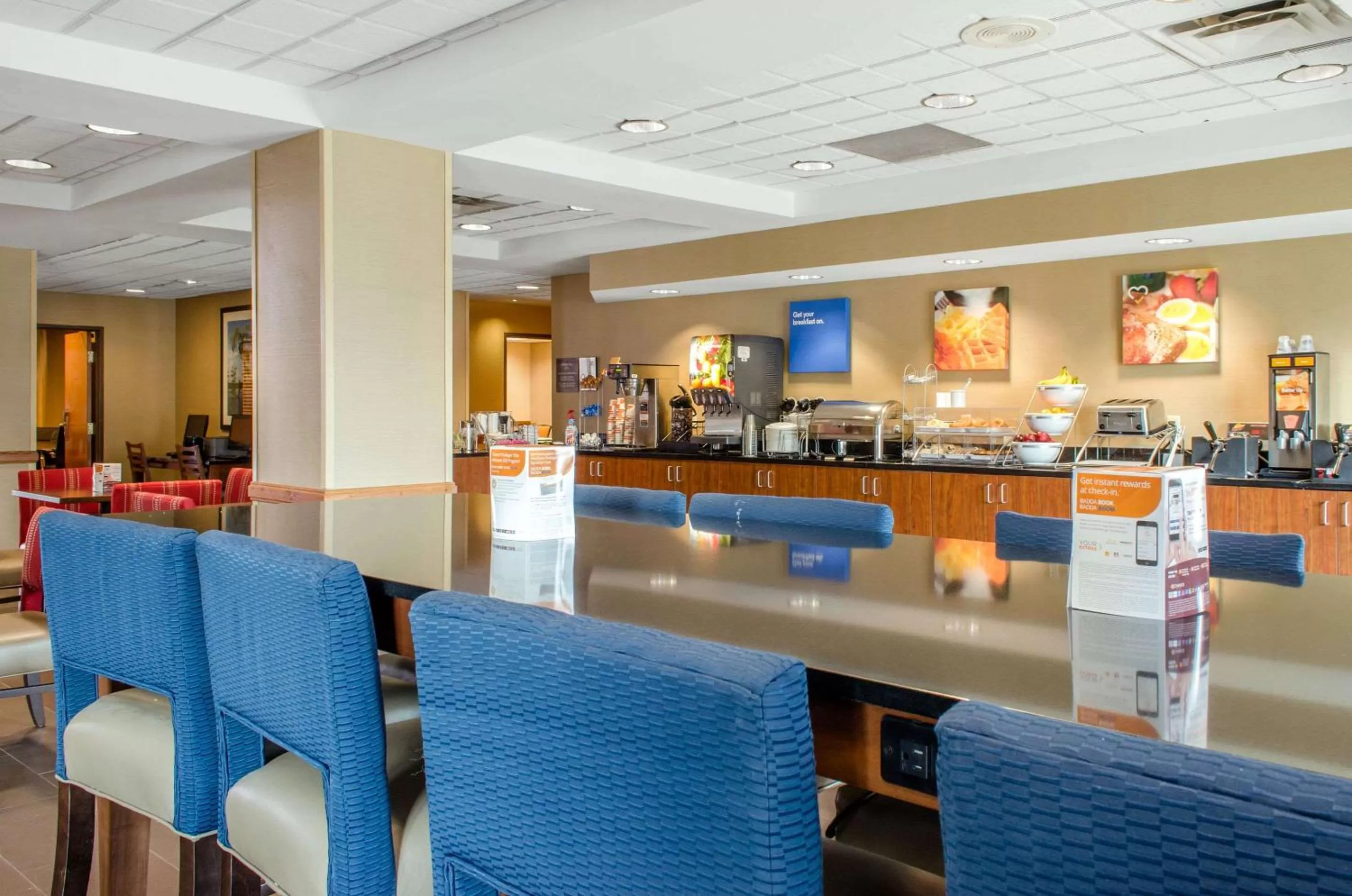 Restaurant/places to eat in Comfort Inn & Suites Biloxi-D'Iberville