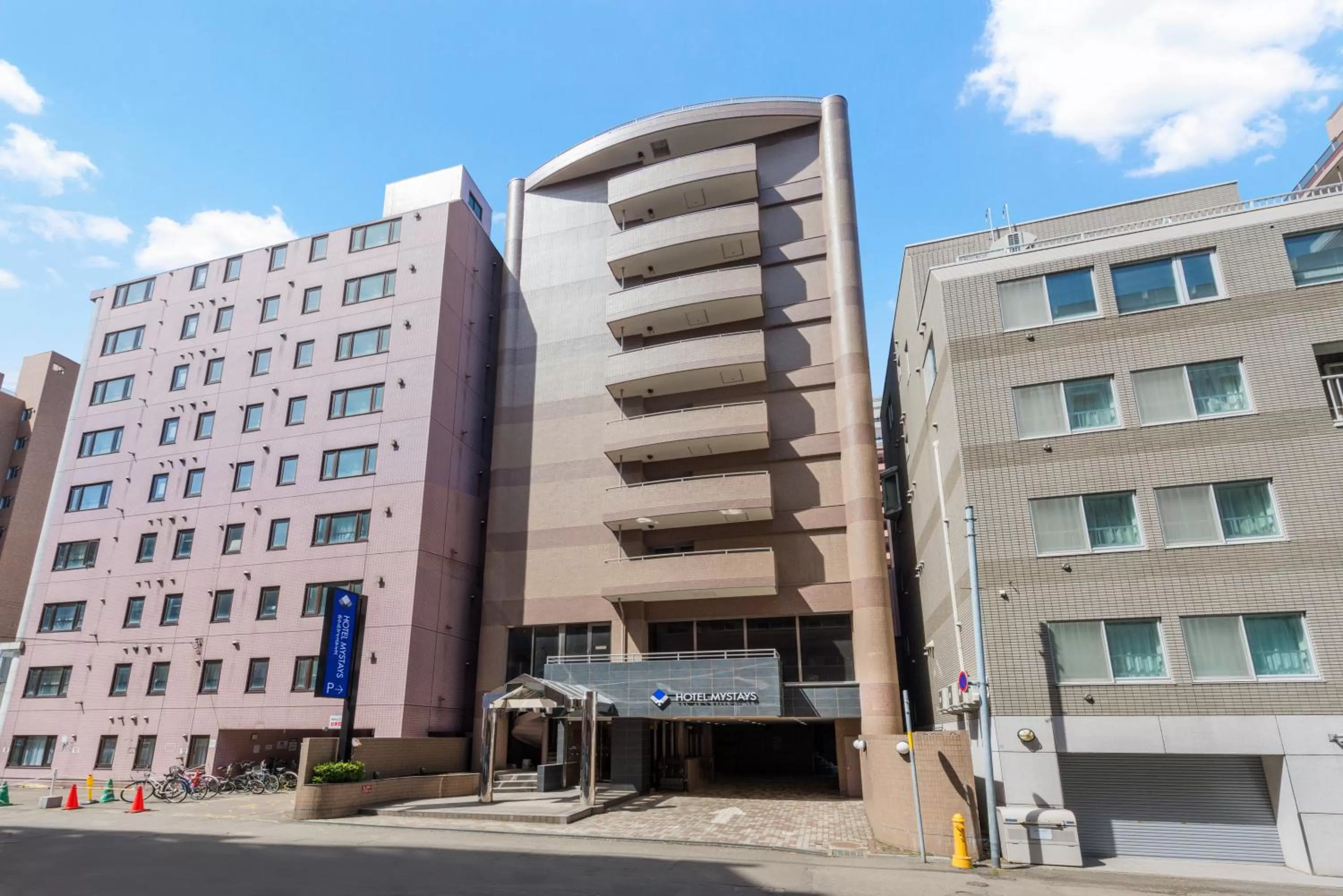 Property building in HOTEL MYSTAYS Sapporo Nakajima Park Annex