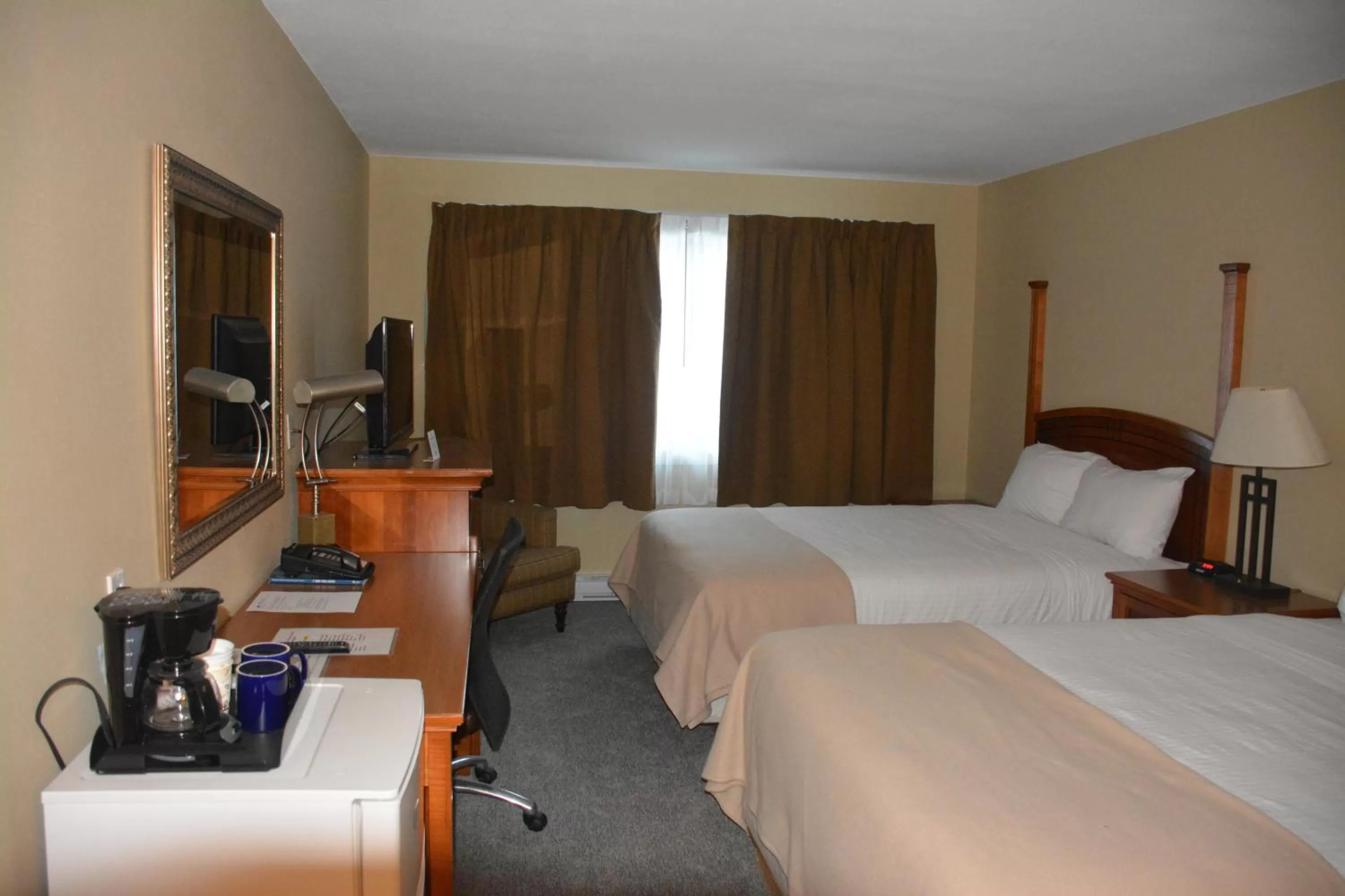 Bed in Northway Motor Inn