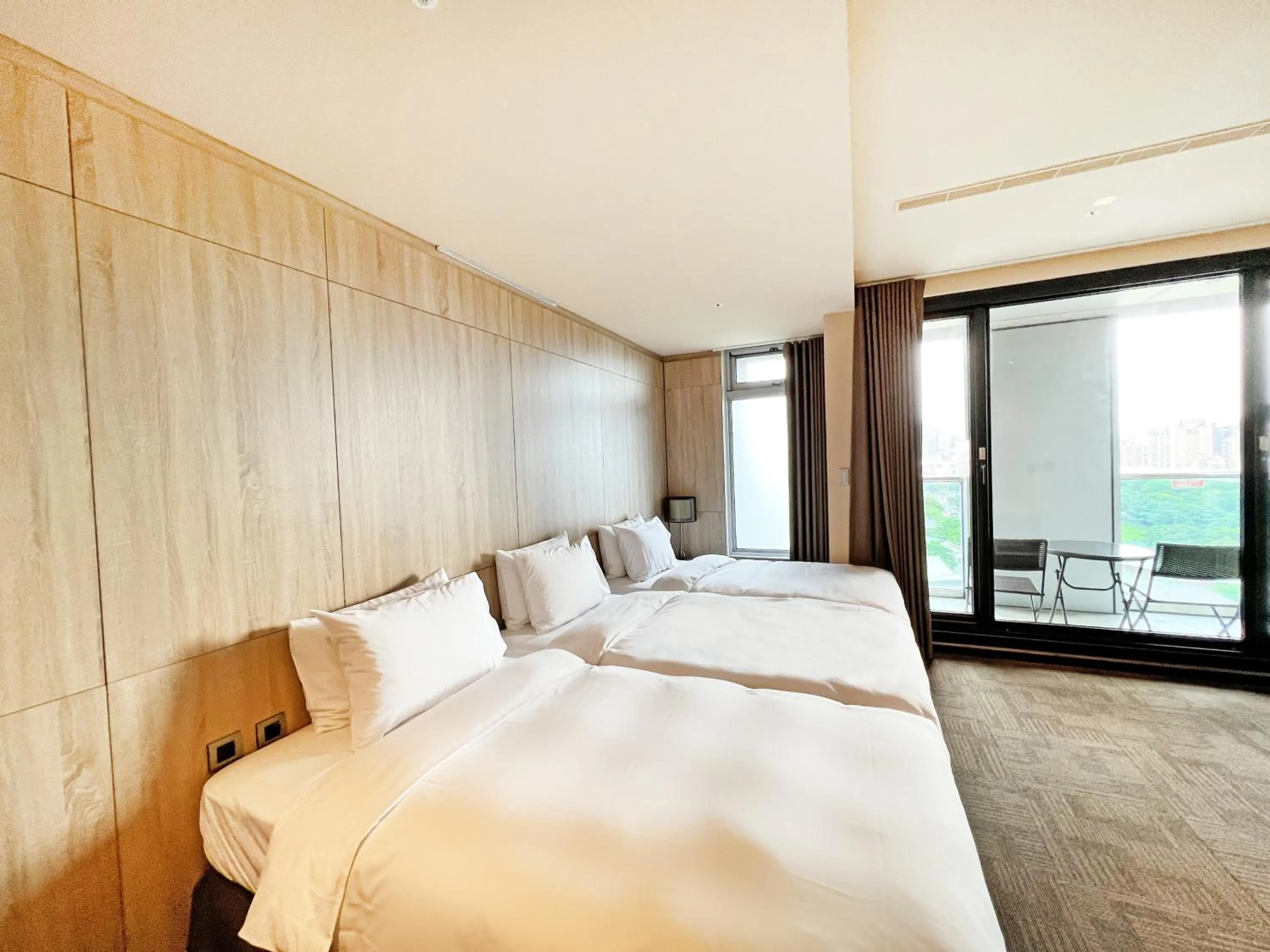 Bed in Wallsun Hotel