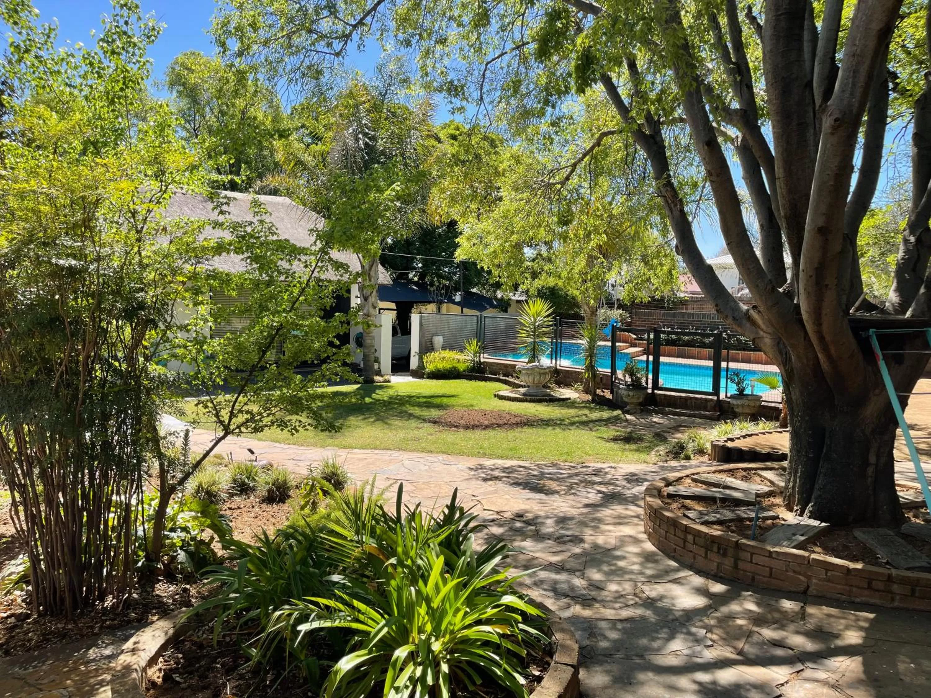 Garden in Grants Hill Inn