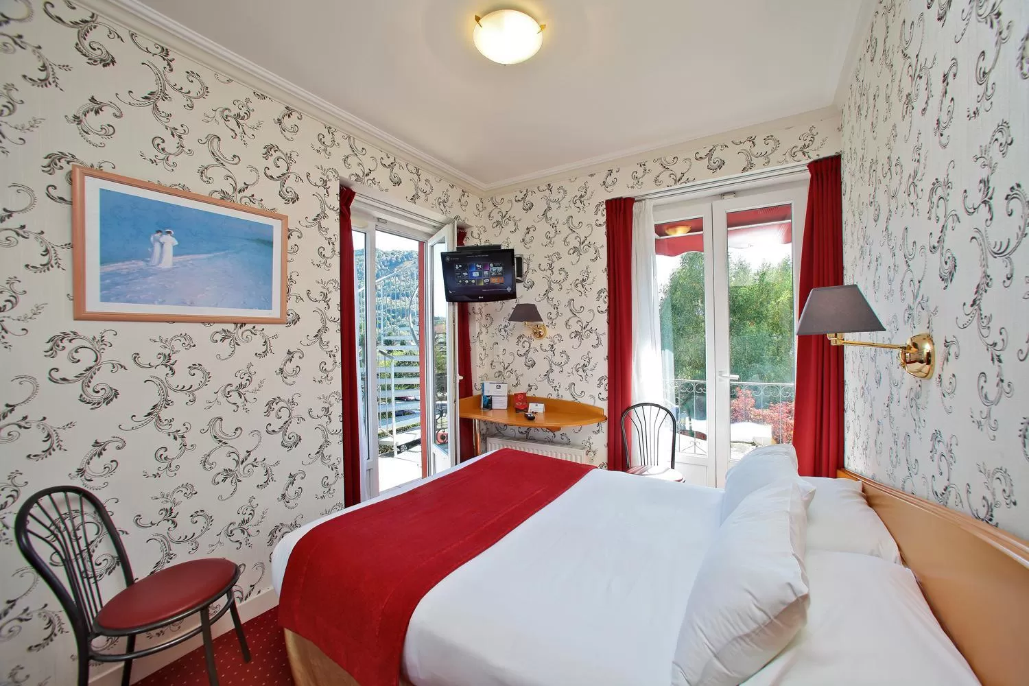 Balcony/Terrace, Bed in Best Western Beauséjour