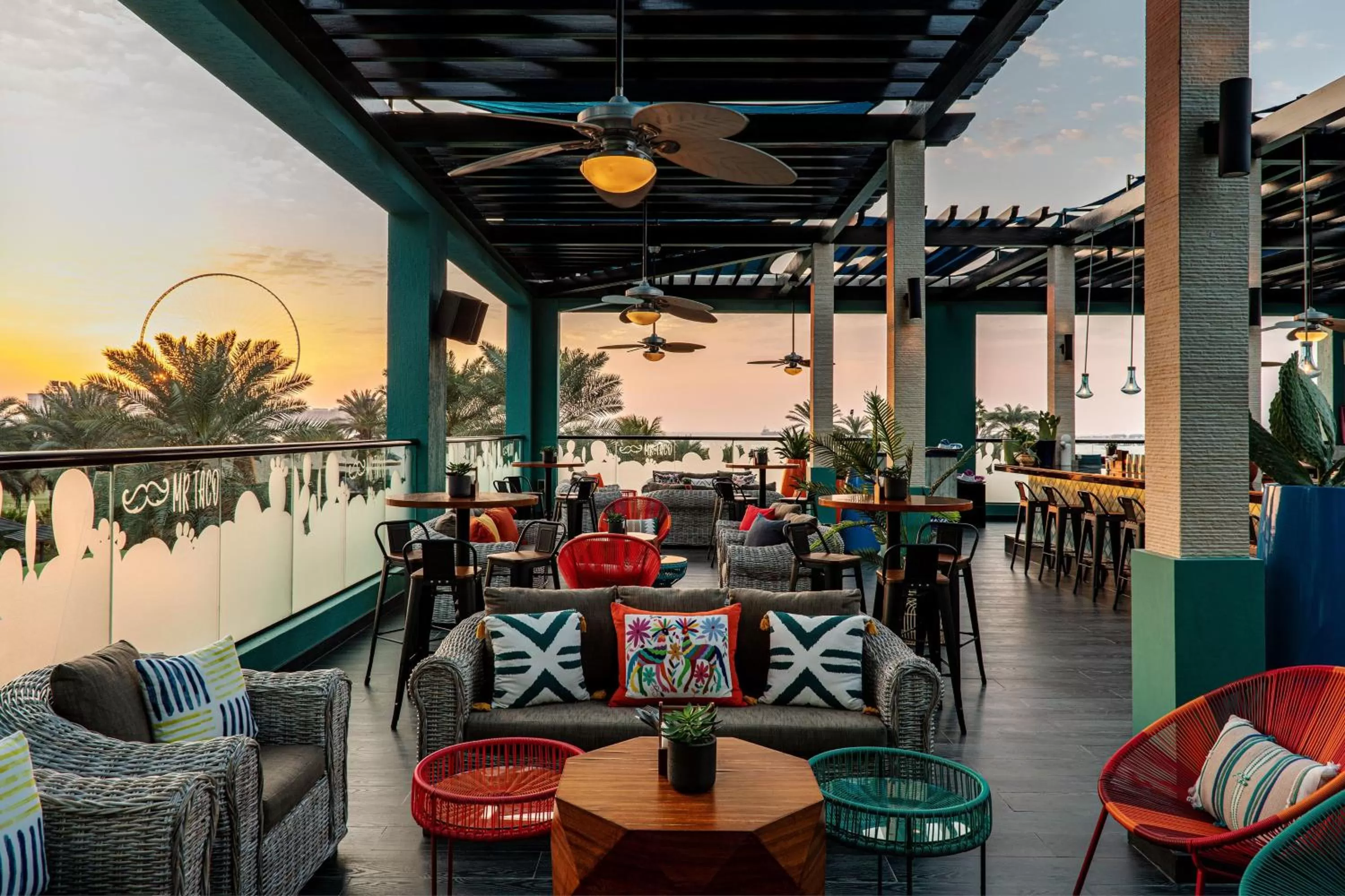 Restaurant/places to eat in Le Royal Meridien Beach Resort & Spa Dubai