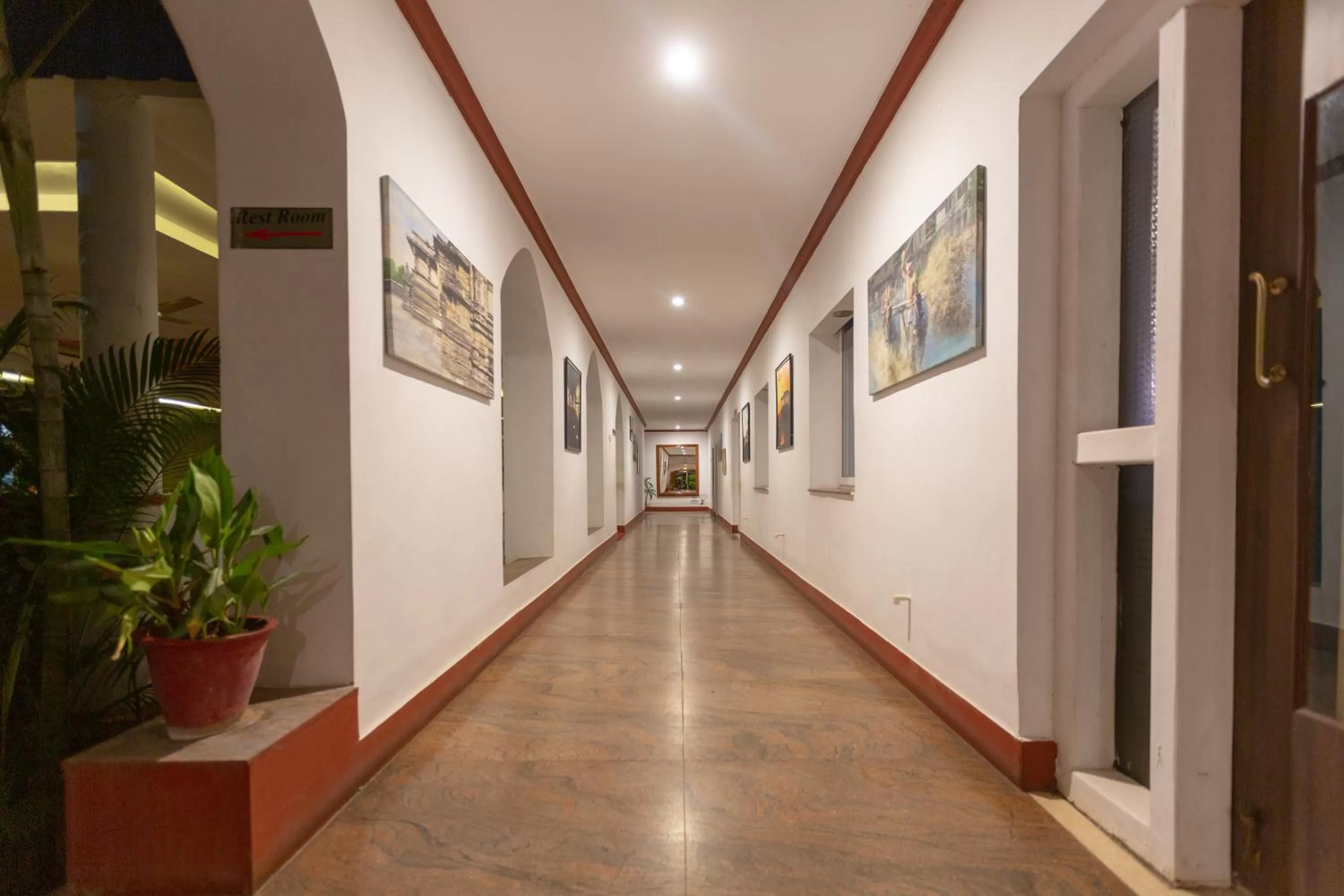 KSTDC Hotel Mayura Bhuvaneshwari Kamalapur