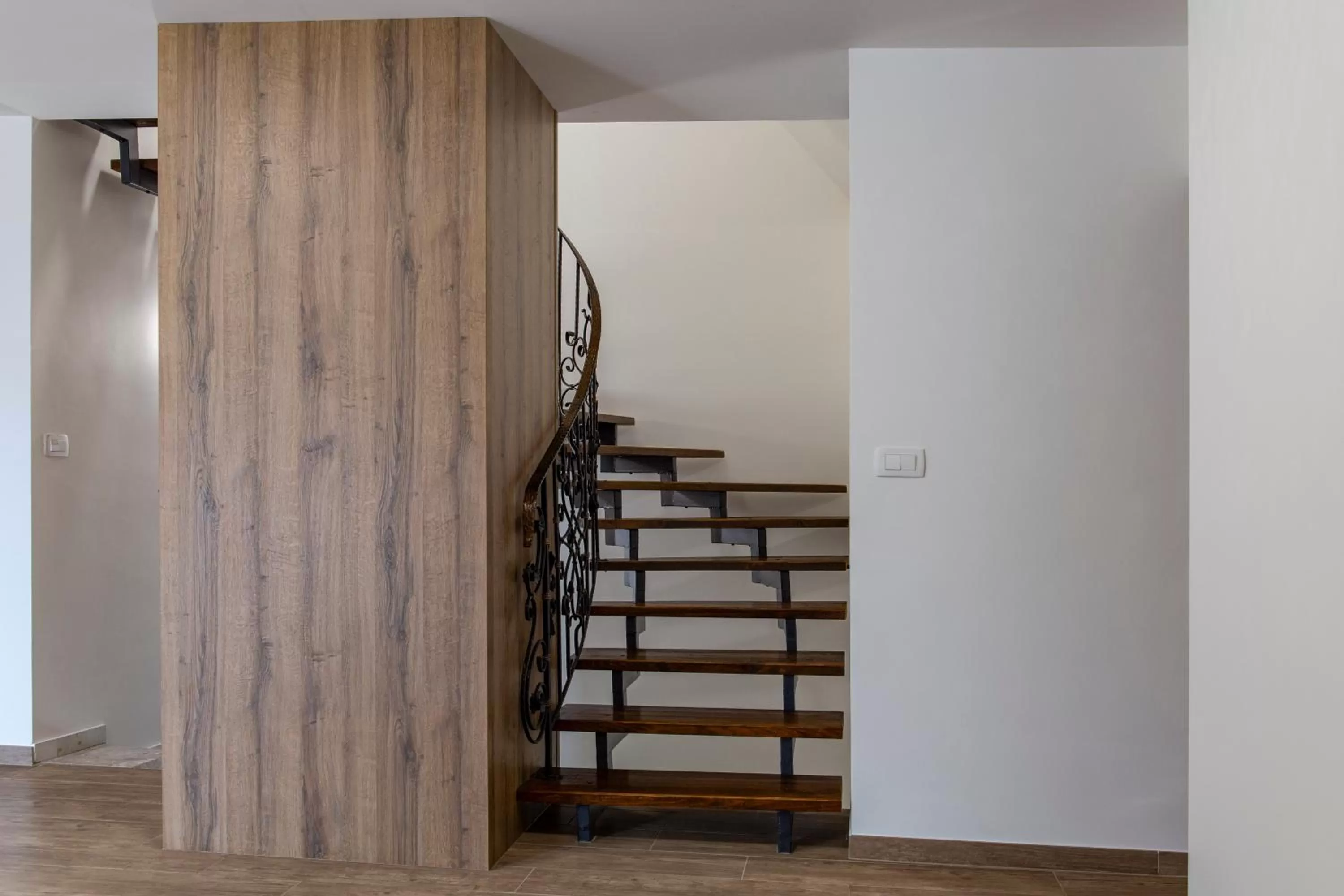 Property building in Vila Marin Miler