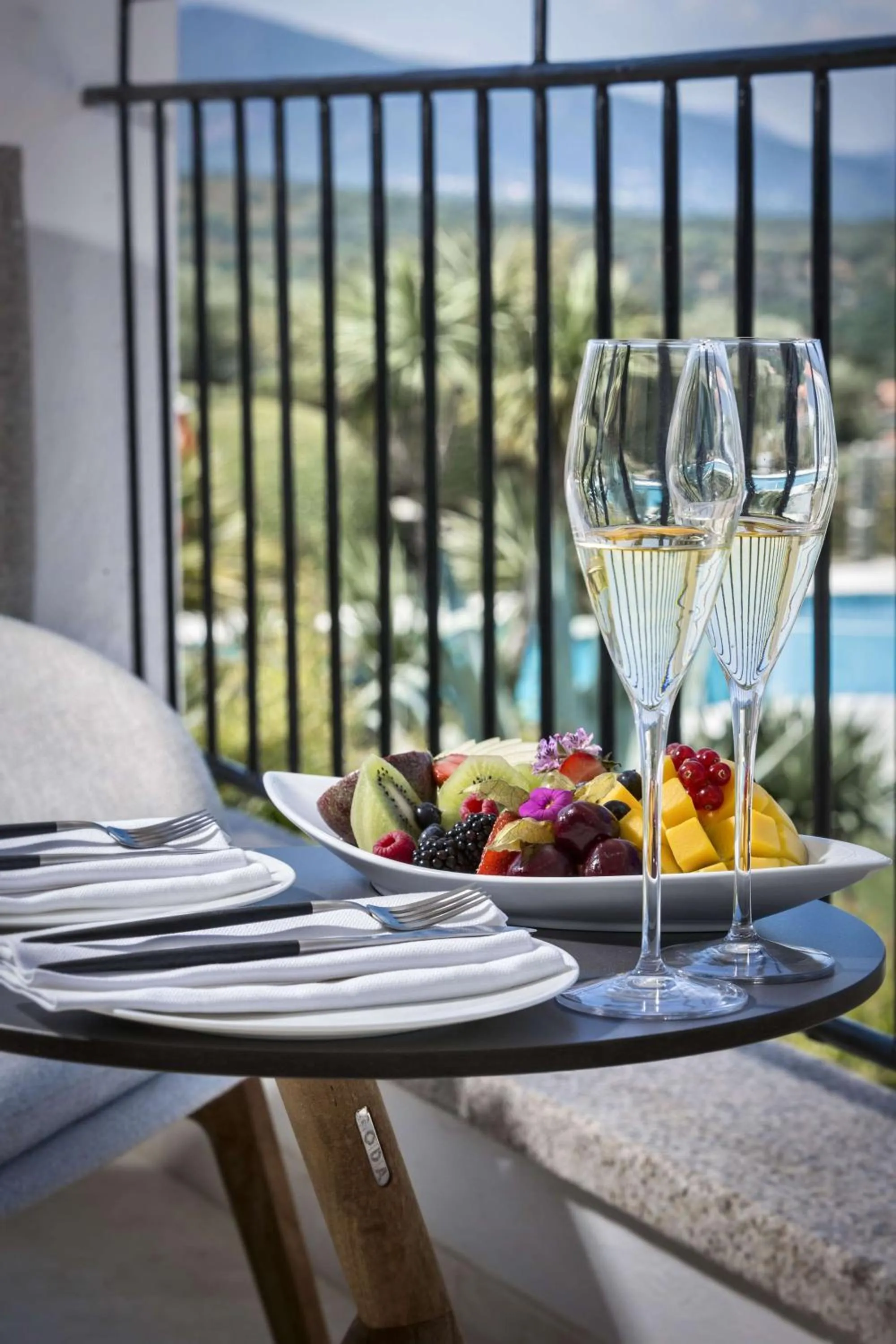 Restaurant/places to eat in Sulià House Porto Rotondo, Curio Collection by Hilton