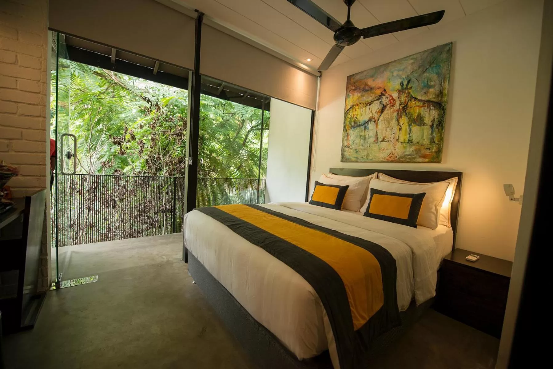 Photo of the whole room, Bed in BBQ HUB Ella