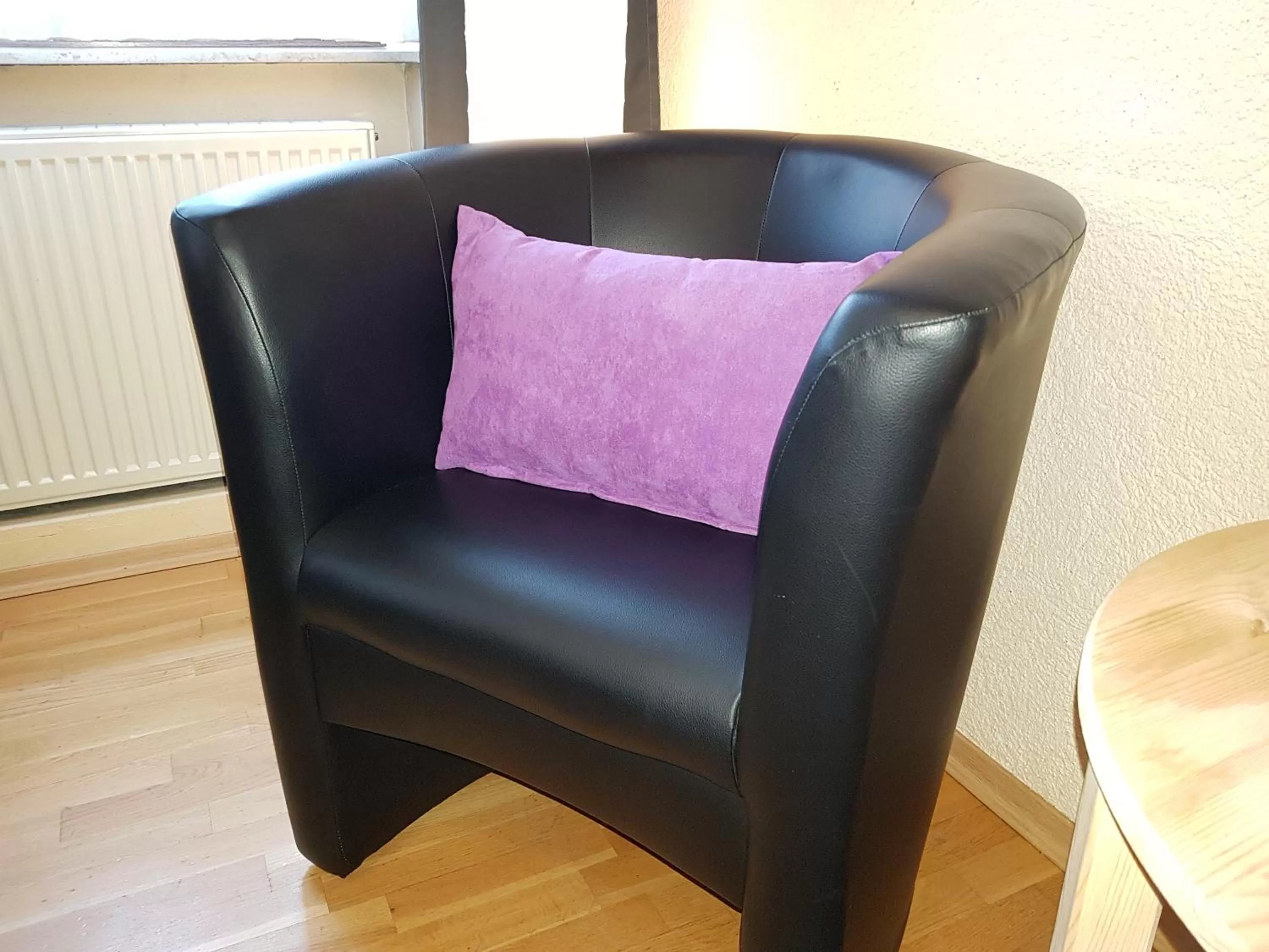 Photo of the whole room in Hotel Exquisite