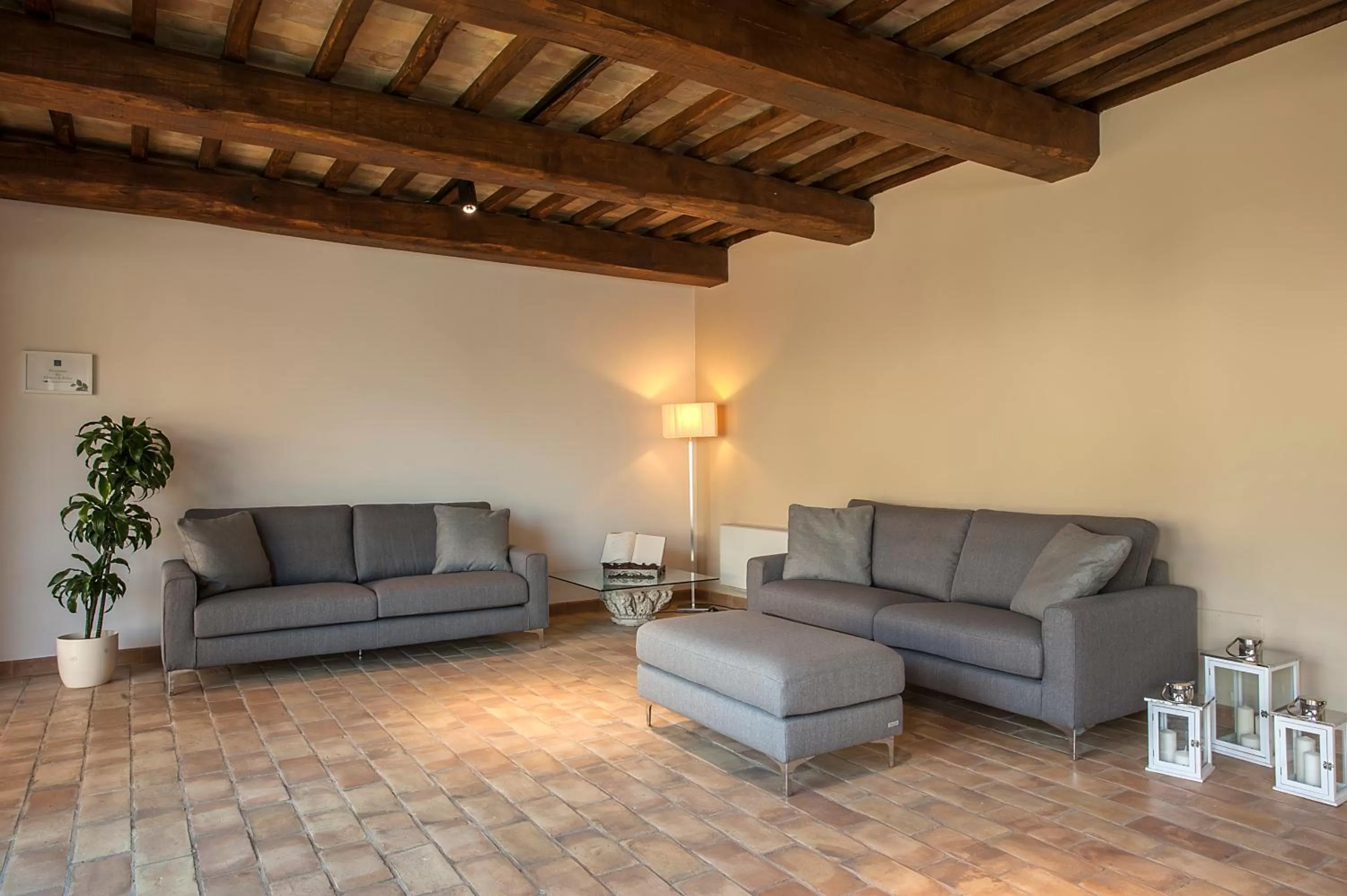 Communal lounge/ TV room in Relais dell'Olmo