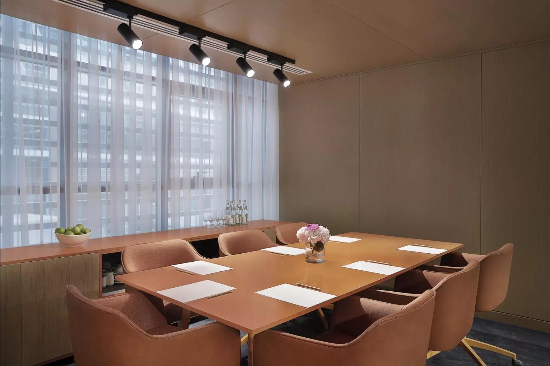 Meeting/conference room in NH Collection Dubai The Palm