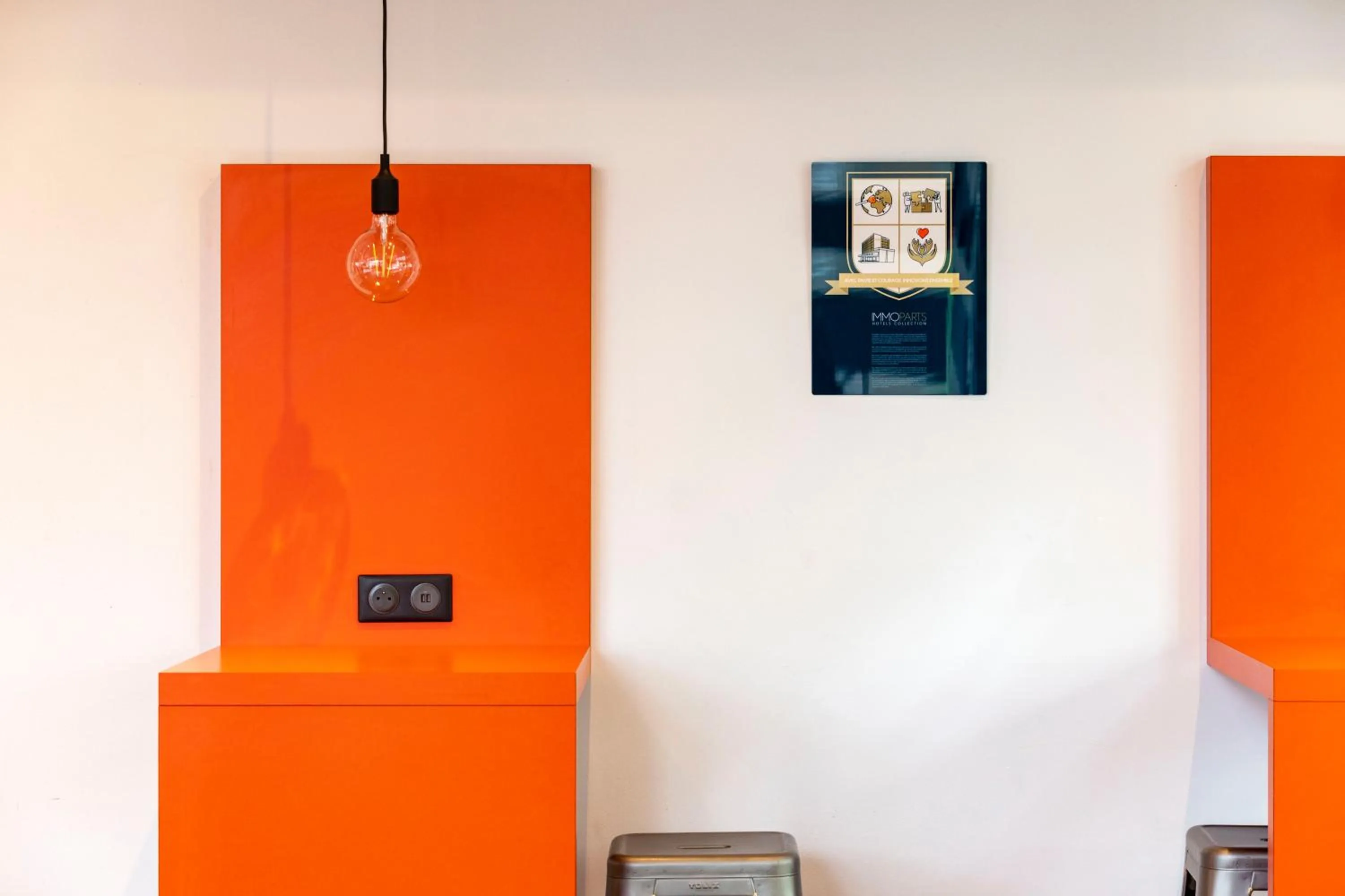 Restaurant/places to eat in Kyriad Paris Ouest - Colombes