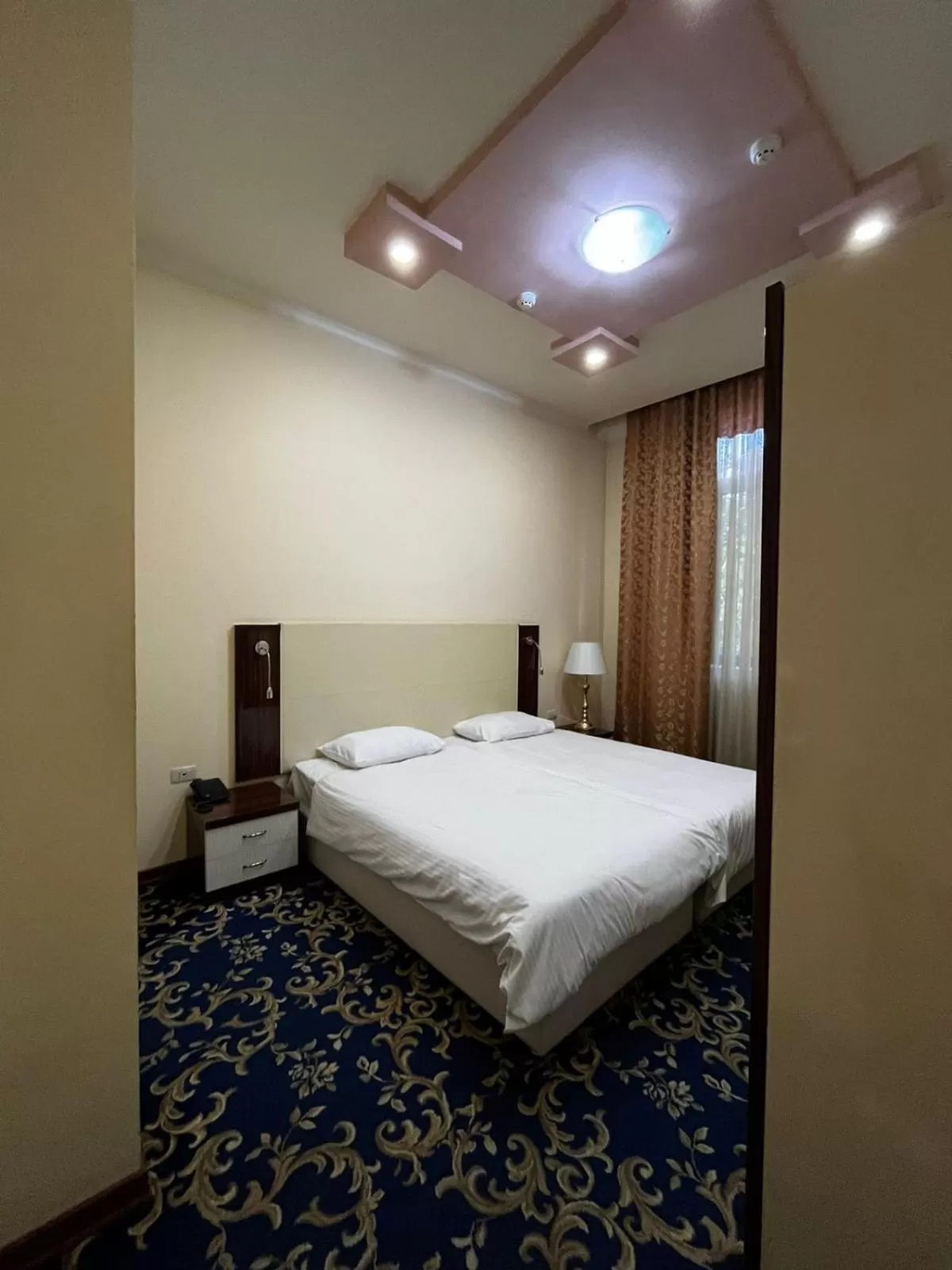 Bed in Royal Plaza by Stellar Hotels, Yerevan