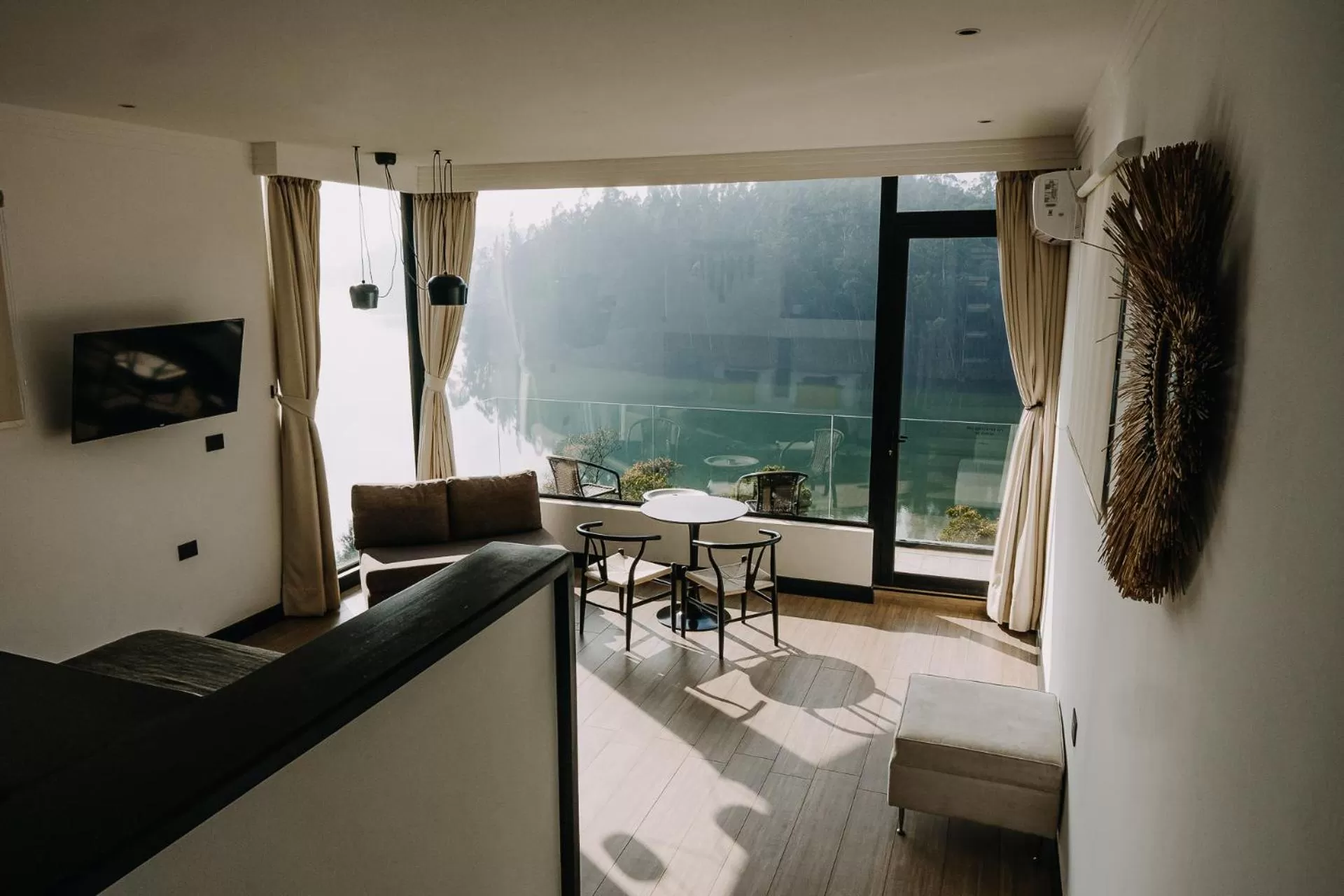 Lake view in Pura Lodge