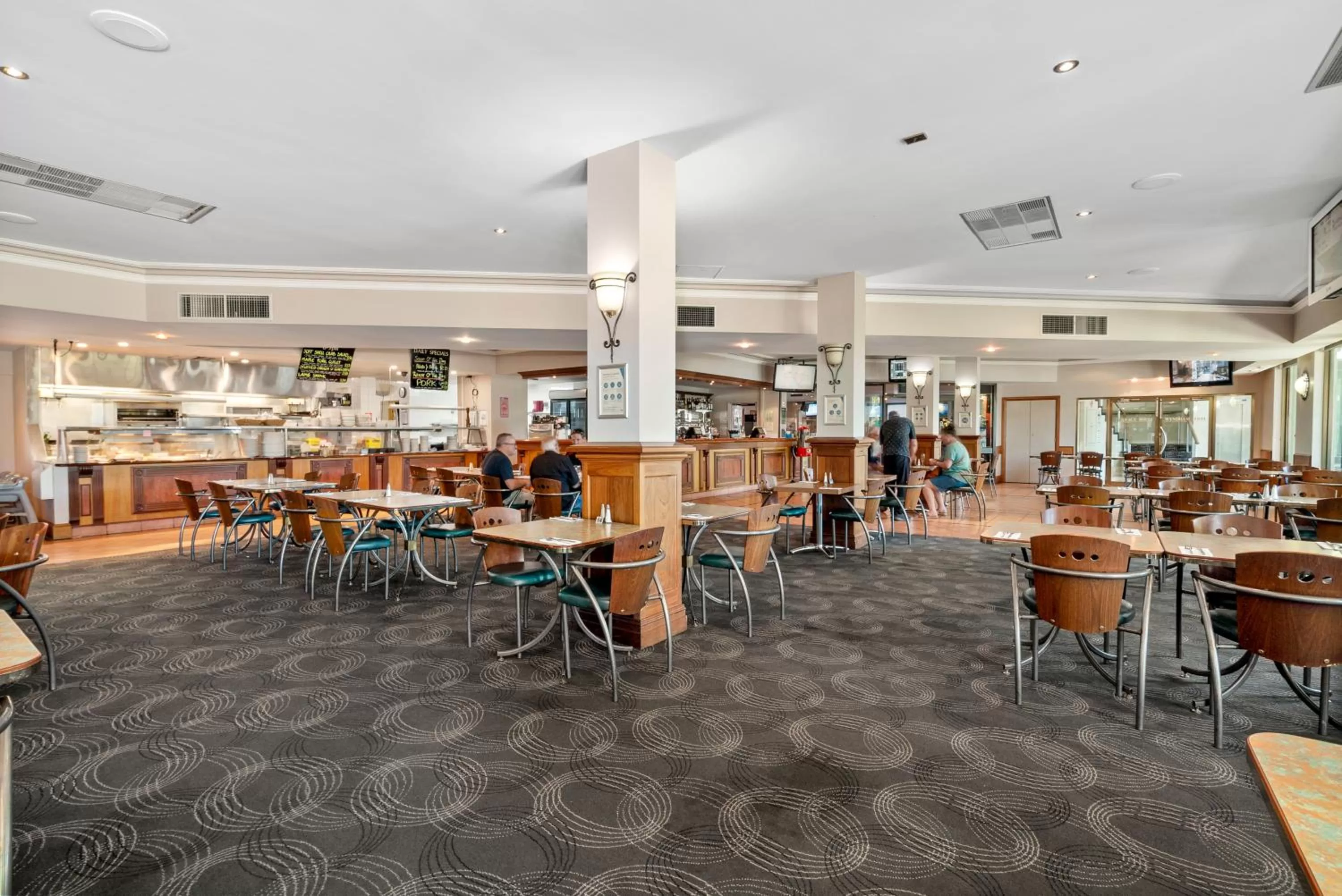 Restaurant/places to eat in Sherbourne Terrace Hotel