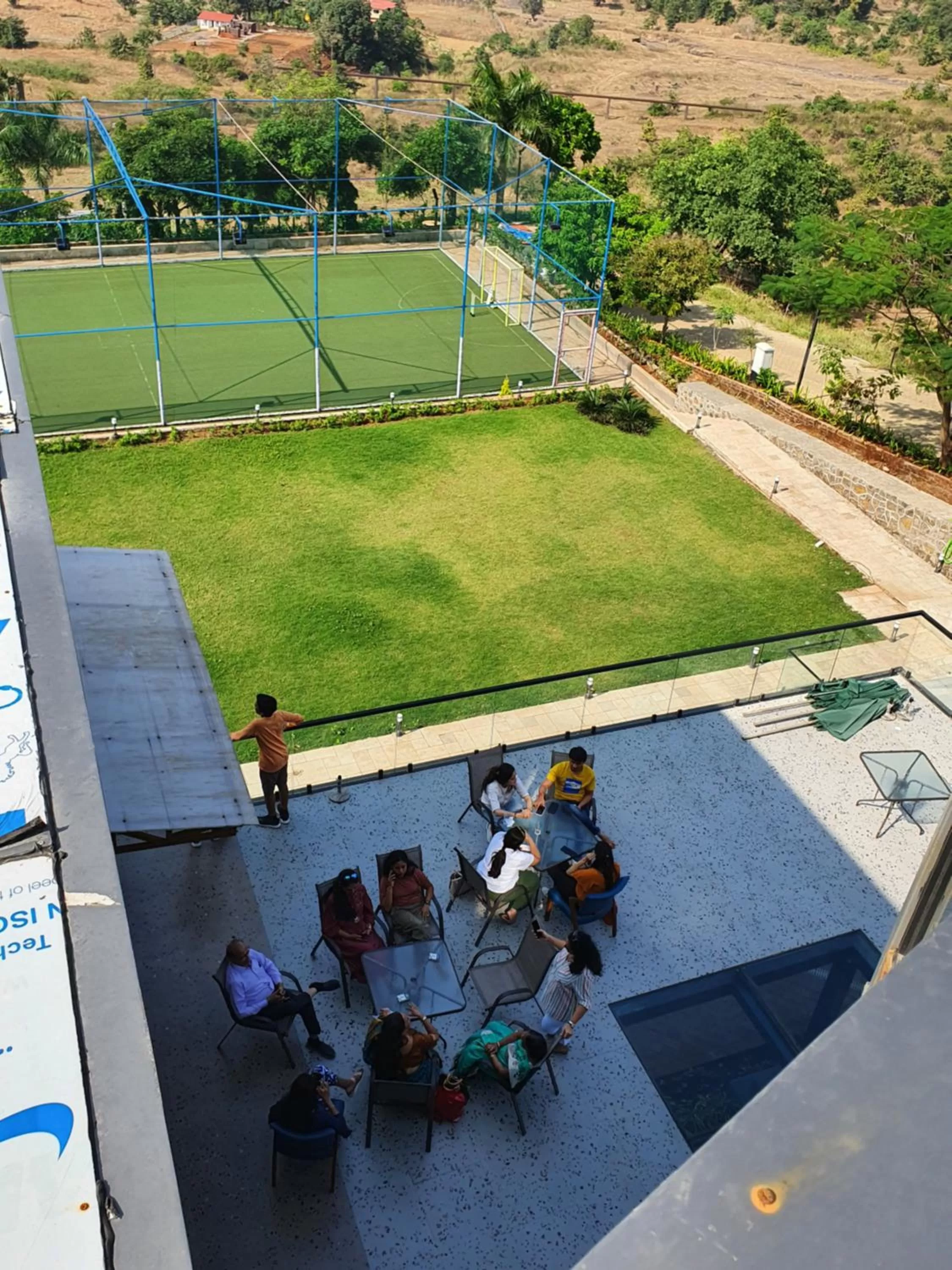 Patio, Pool View in Paraiso Resort & Club
