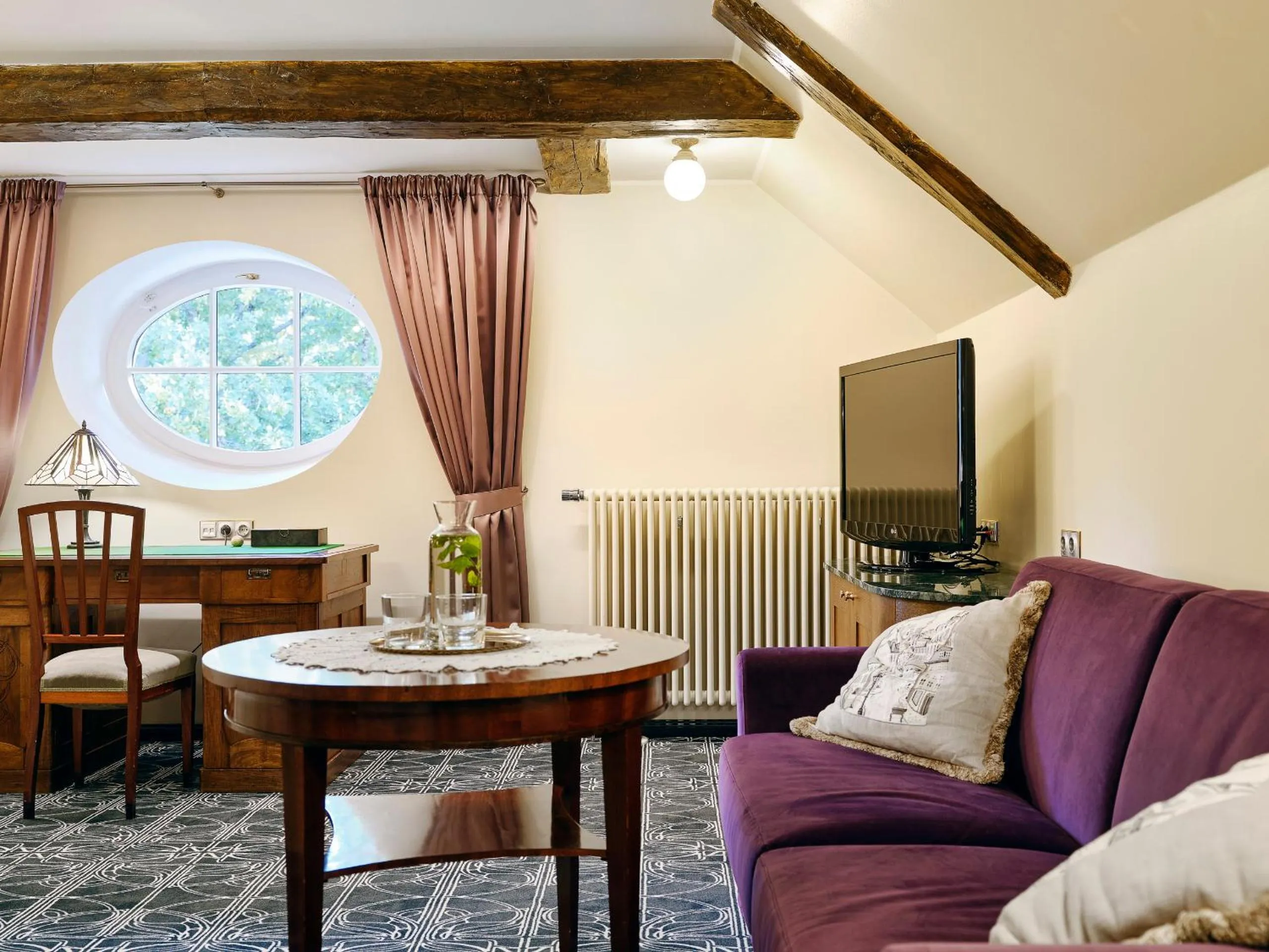 Seating area in Villa Ammende Restaurant and Hotel