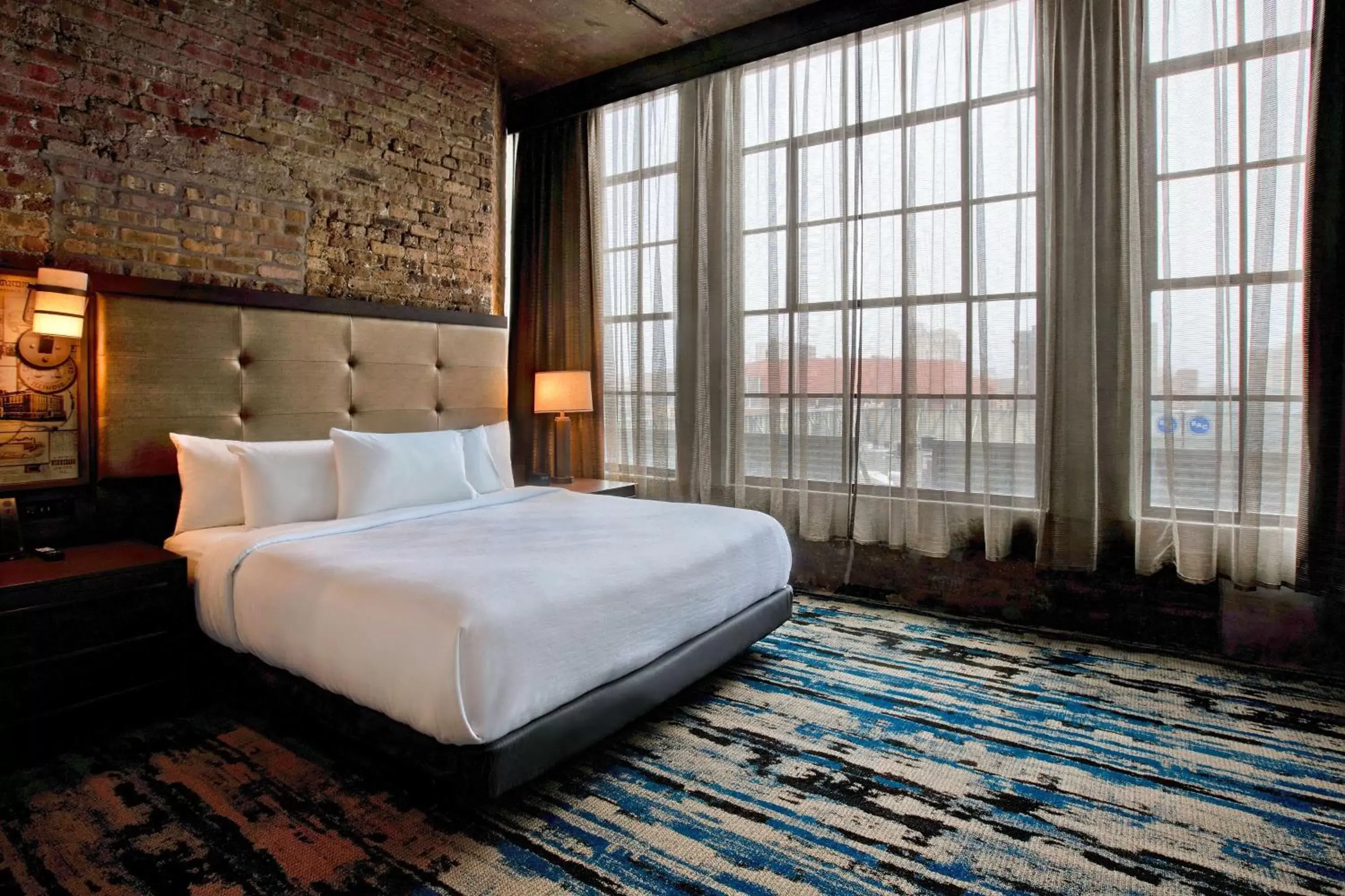 One-Bedroom King Suite - Mobility Accessible/Non-Smoking in Embassy Suites By Hilton Rockford Riverfront One-Bedroom King Suite - Mobility Accessible/Non-Smoking in Embassy Suites By Hilton Rockford Riverfront