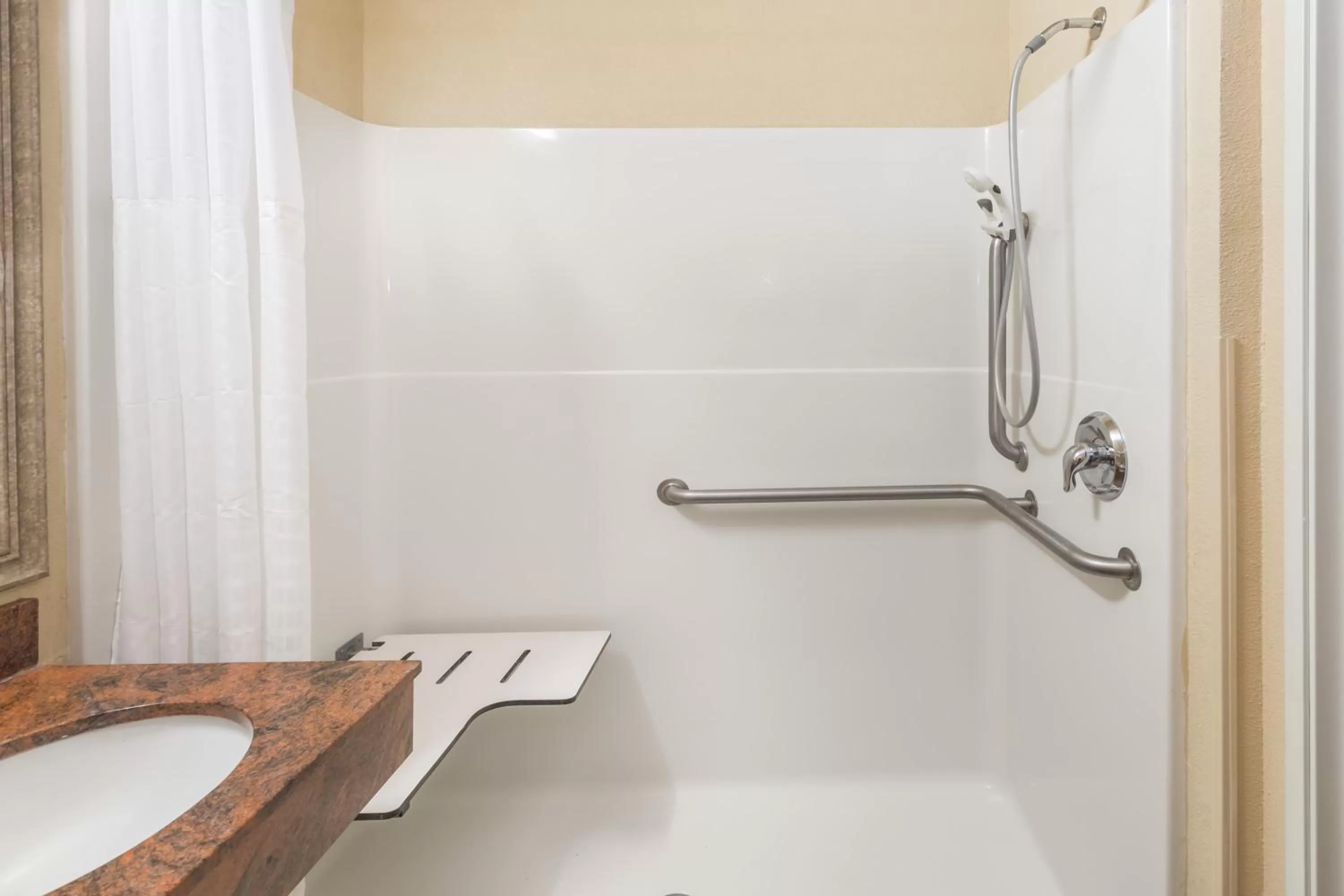 Bathroom in Baymont by Wyndham Savannah/Garden City