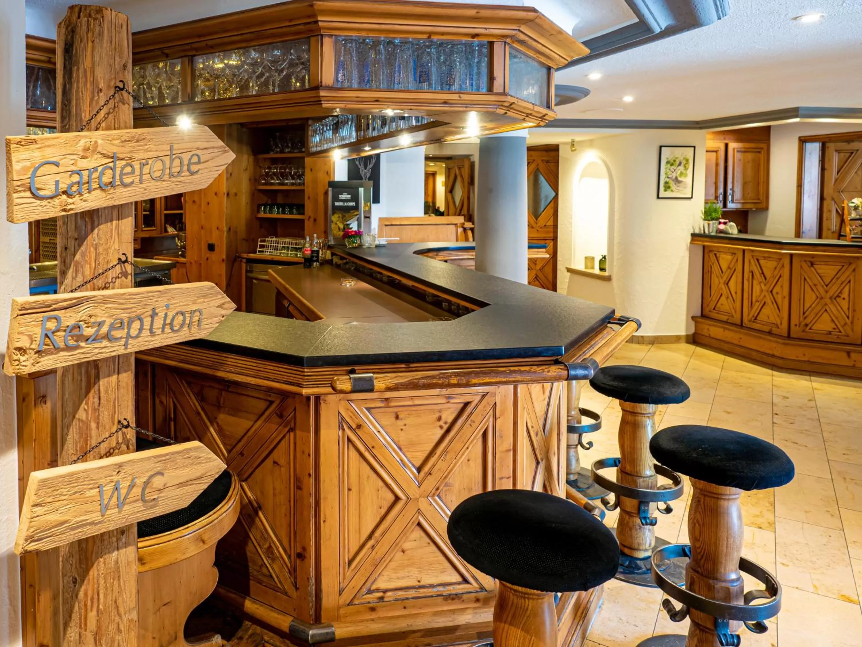 Lobby or reception in Mäsers Allgäuherz