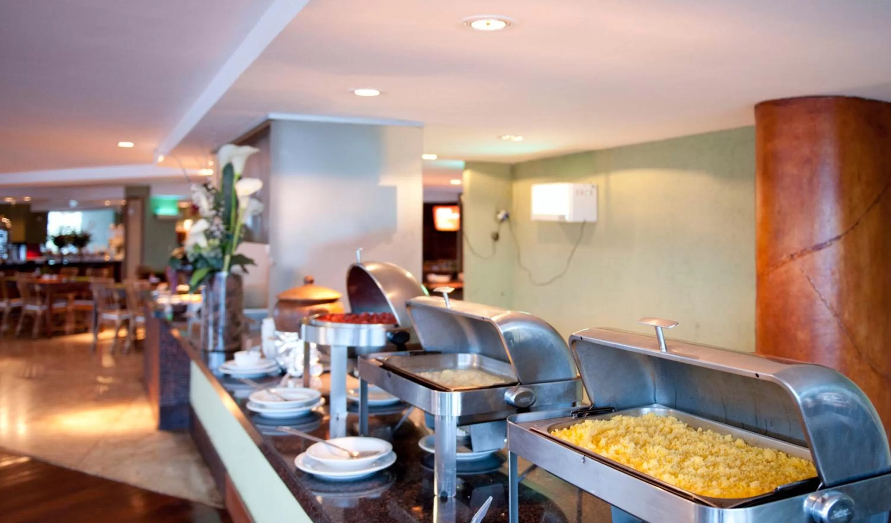 Food in Natal Praia Hotel