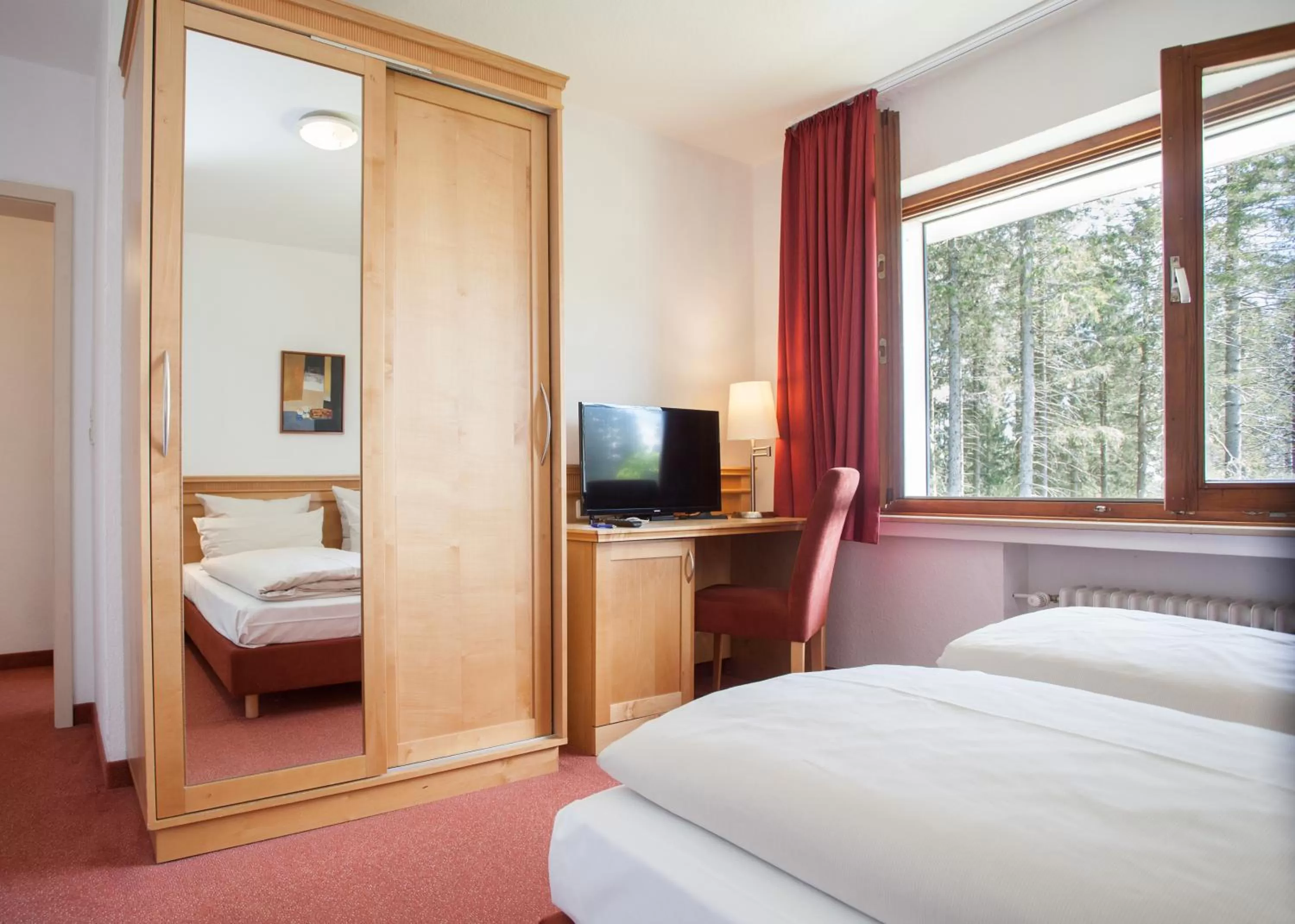 Photo of the whole room, Bed in Der schöne Asten - Resort Winterberg