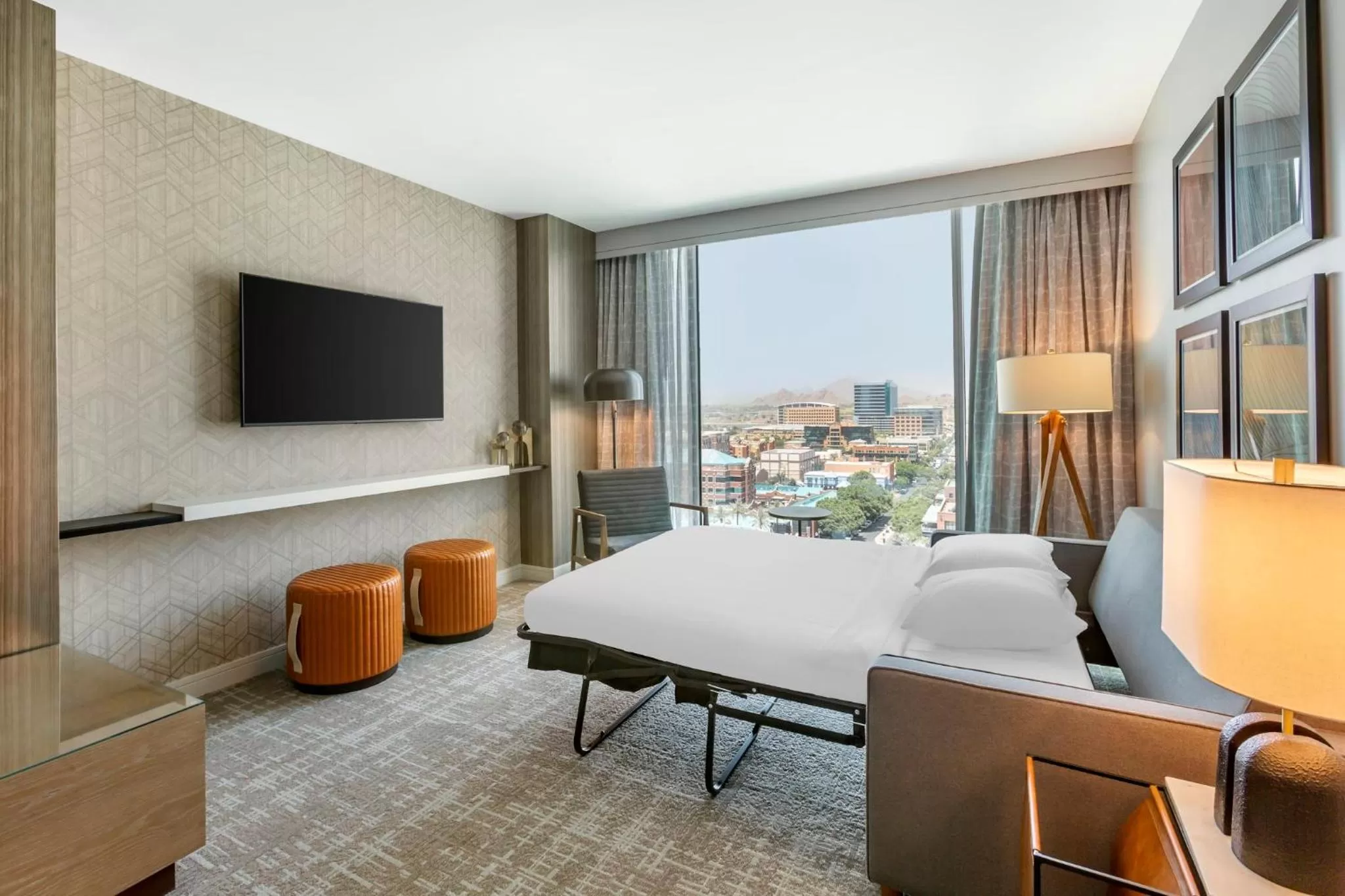 Photo of the whole room in Omni Tempe Hotel at ASU