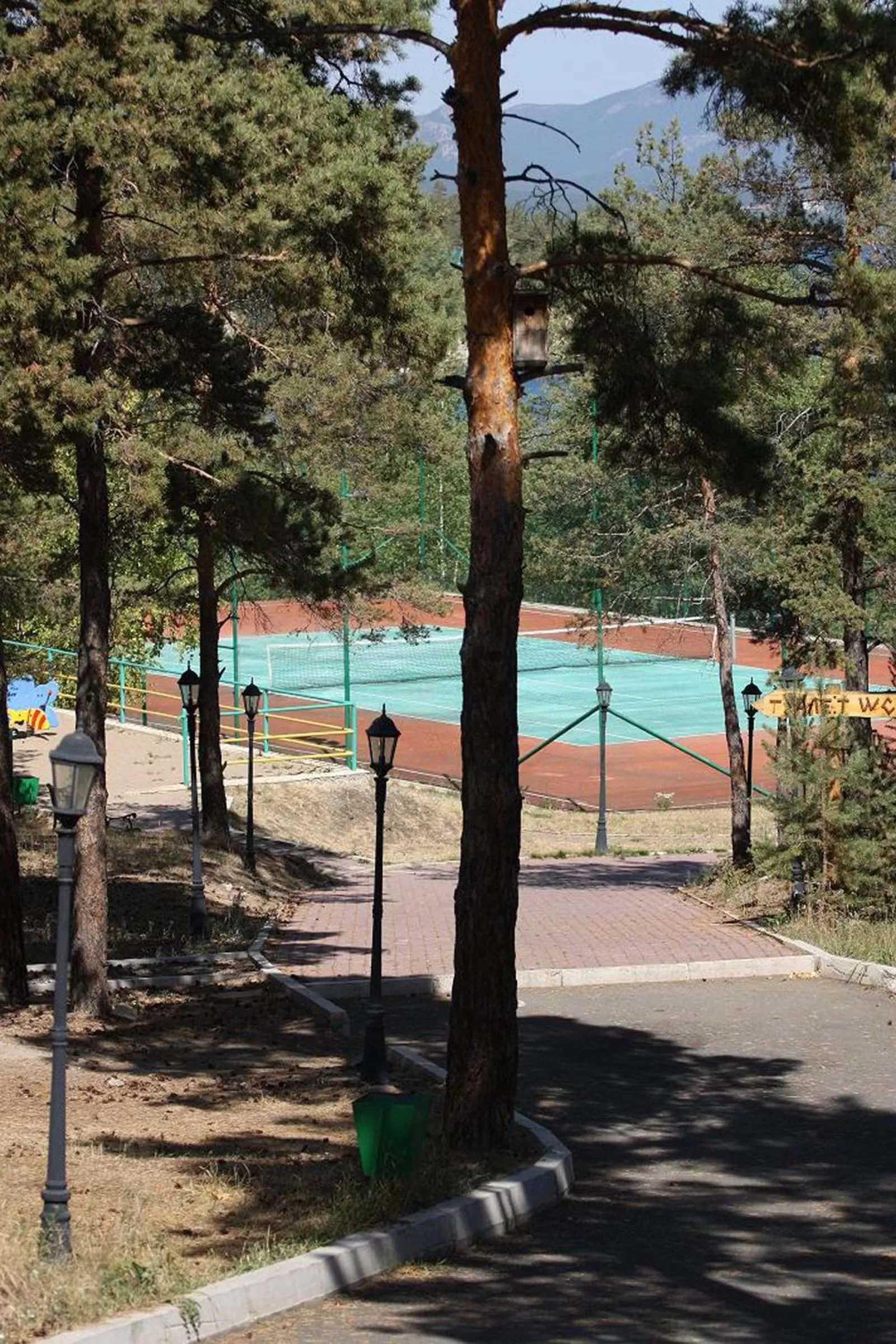 Tennis court in Park Hotel Kokshetau
